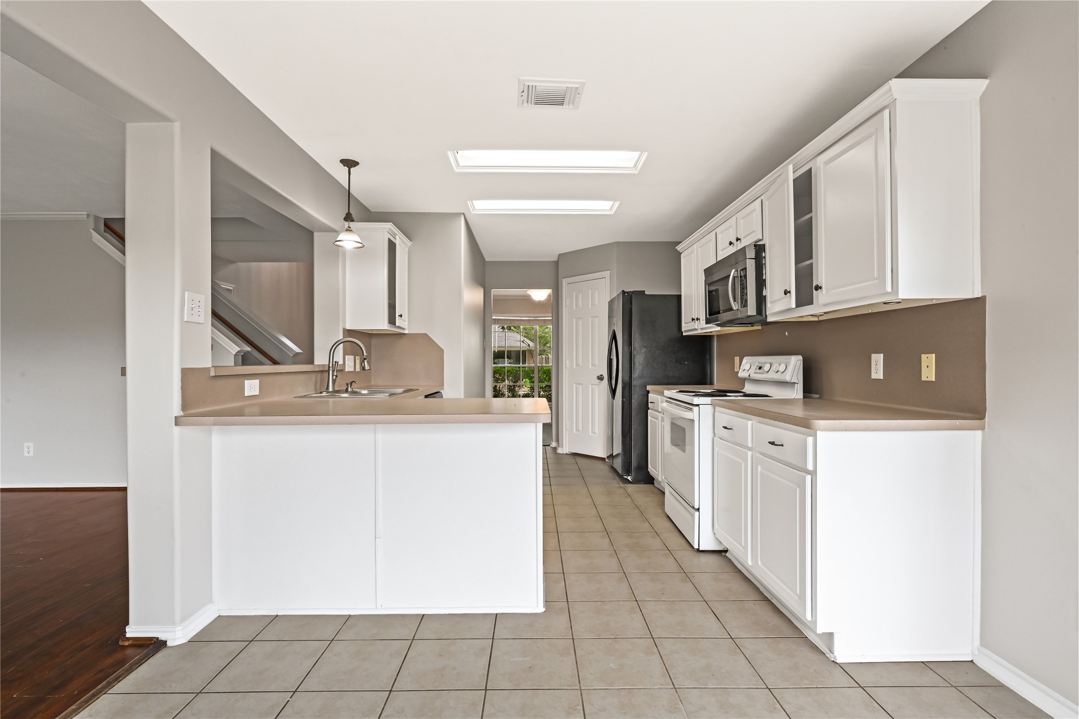 3115 Glenthorpe Lane Property Photo 14