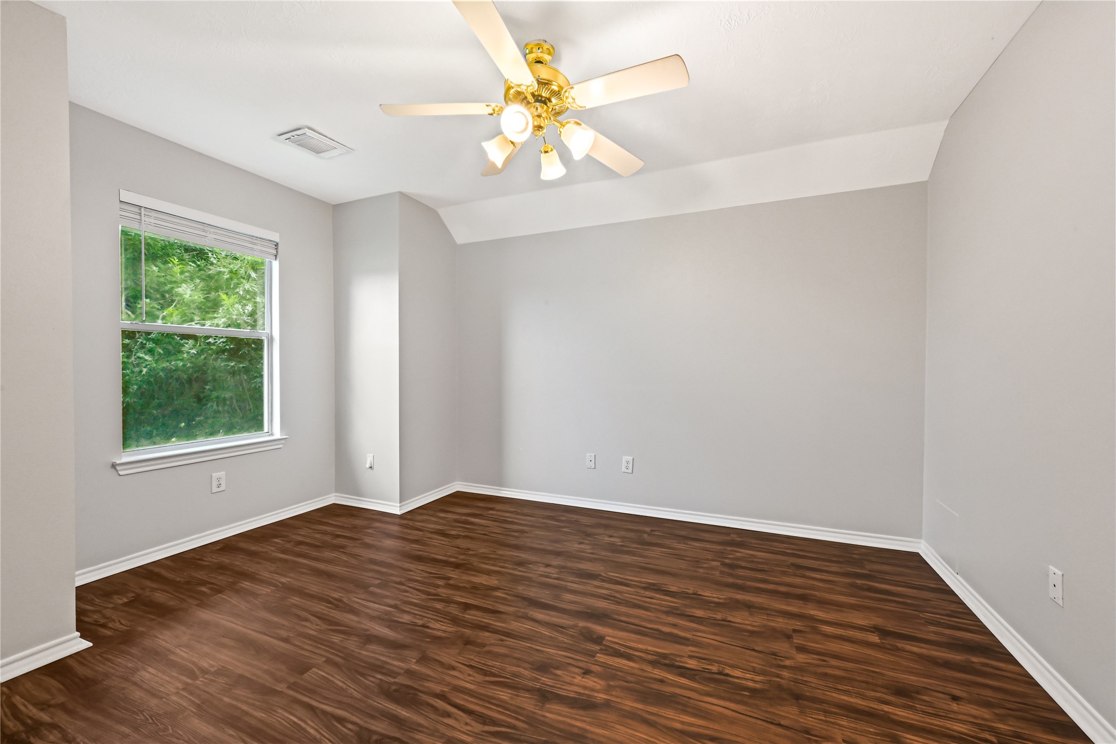 3115 Glenthorpe Lane Property Photo 28