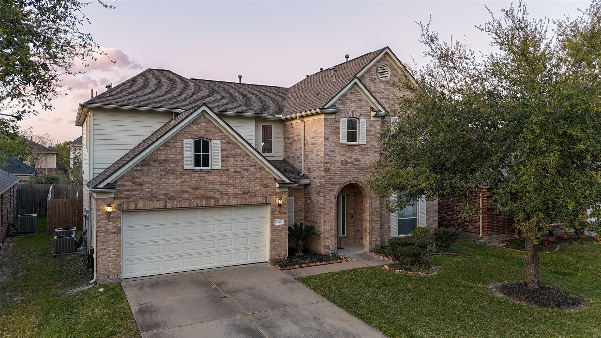 Goodson Middle School Real Estate Listings Main Image
