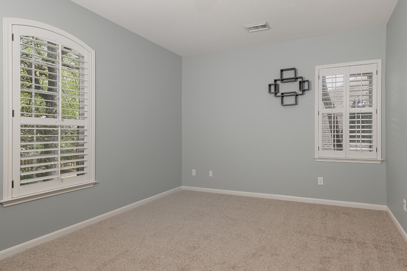 54 Longsford Property Photo 25