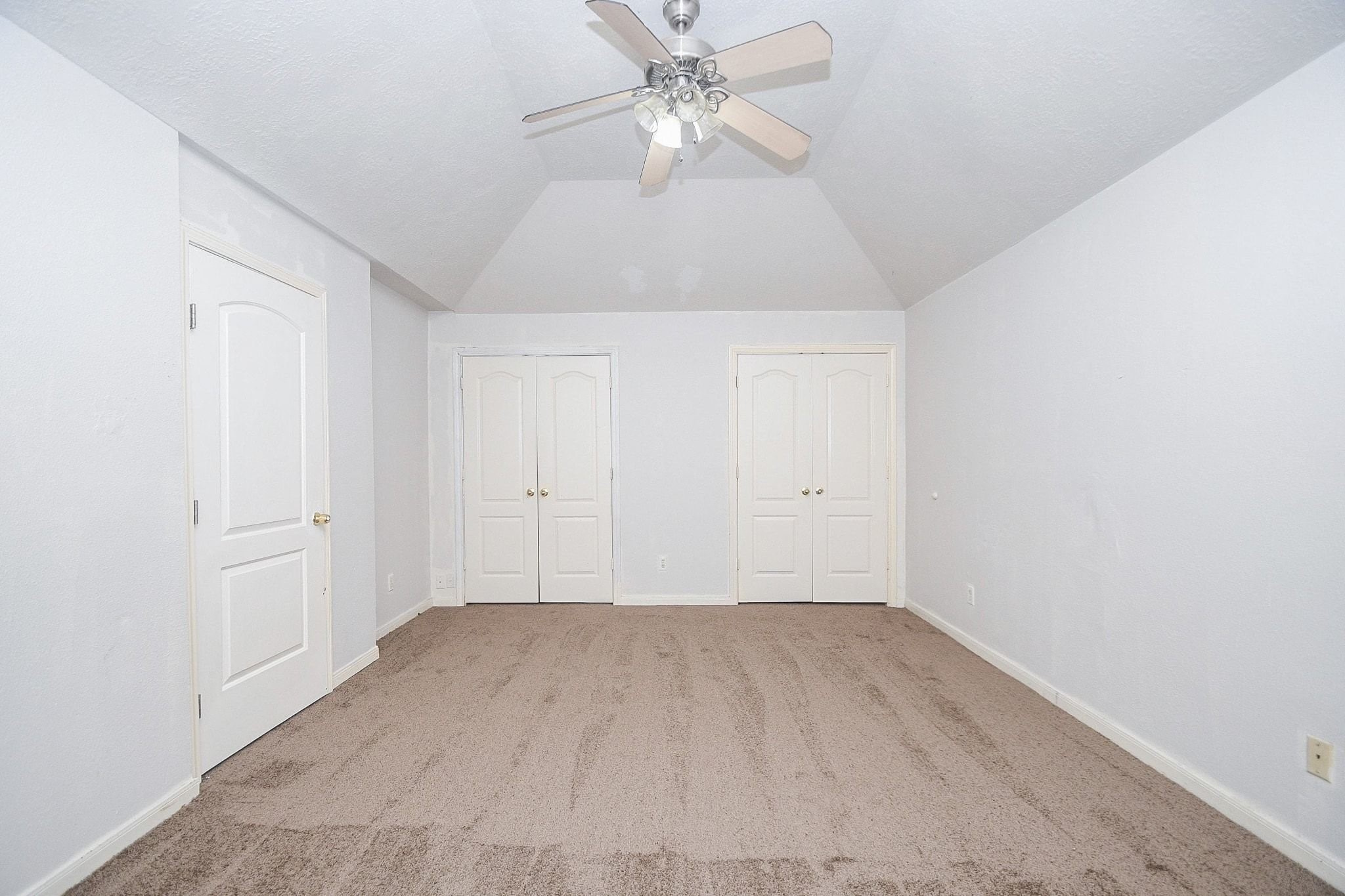 5214 Mountain Forest Drive Property Photo 15