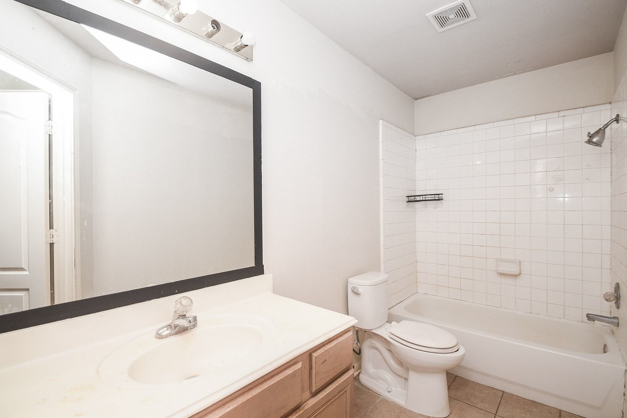 5214 Mountain Forest Drive Property Photo 20