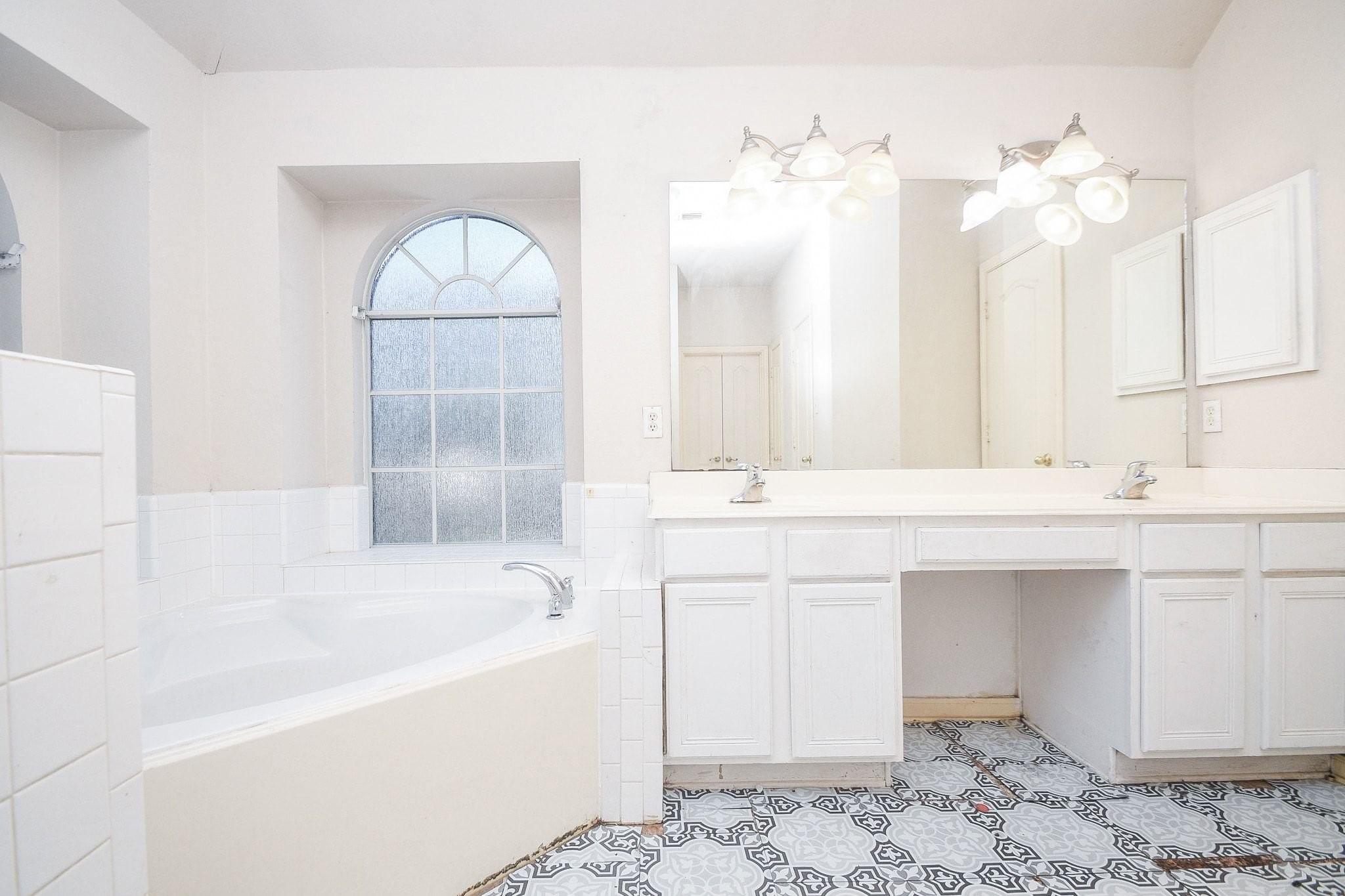 5214 Mountain Forest Drive Property Photo 24