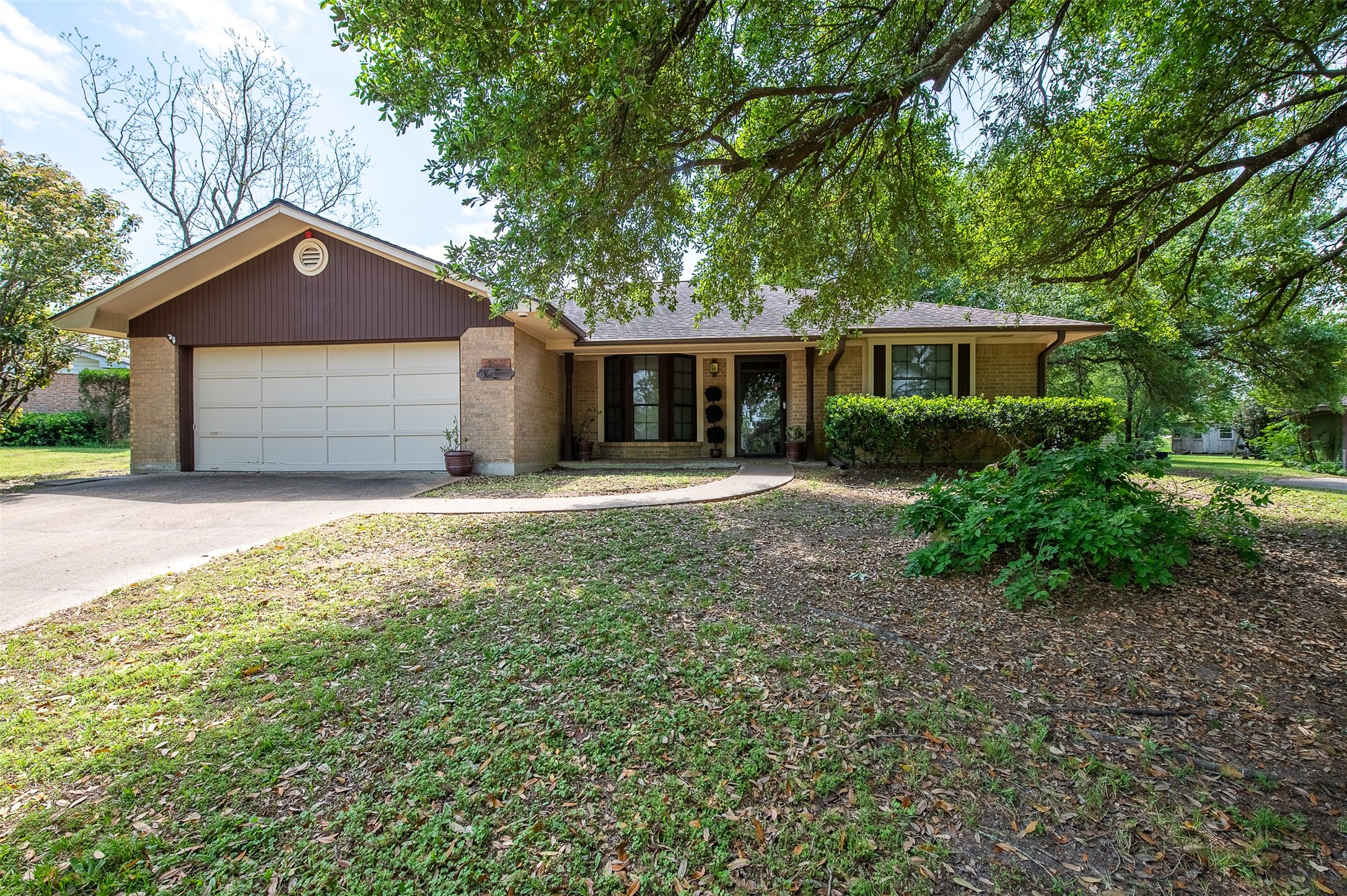 303 Heath Avenue Property Photo