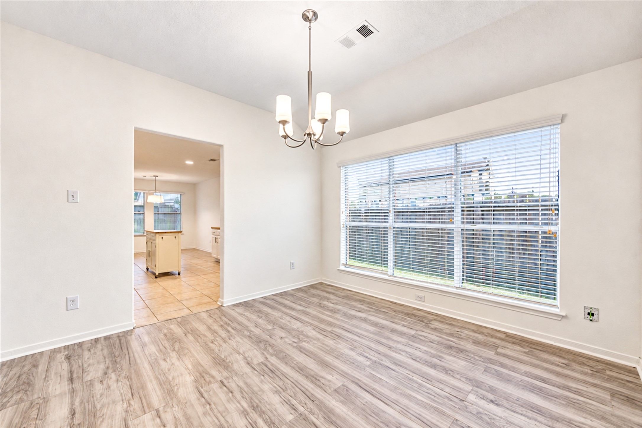 2919 Walnut Knoll Way Property Photo 8