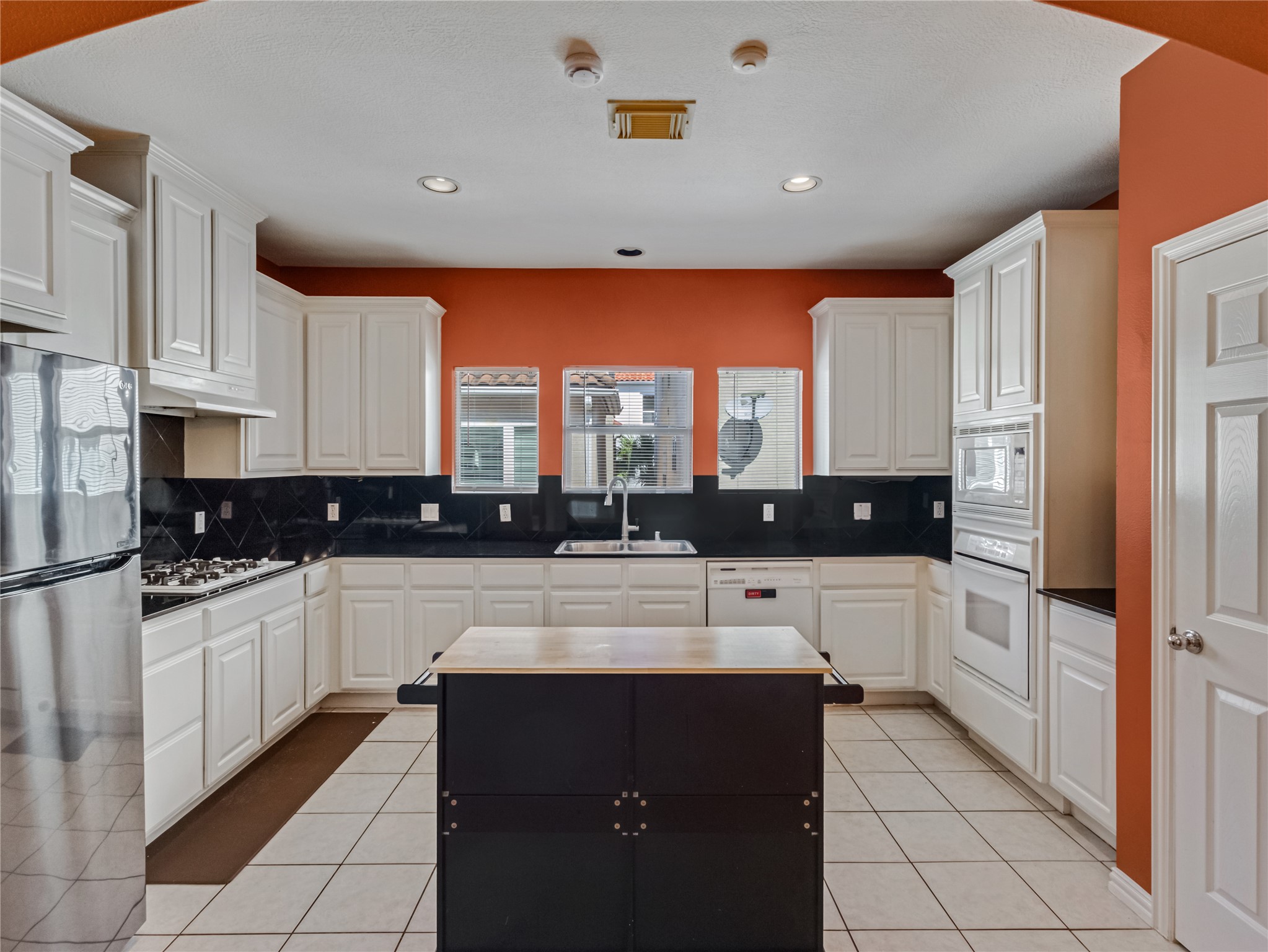 7138 Windwater Parkway N Property Photo 15