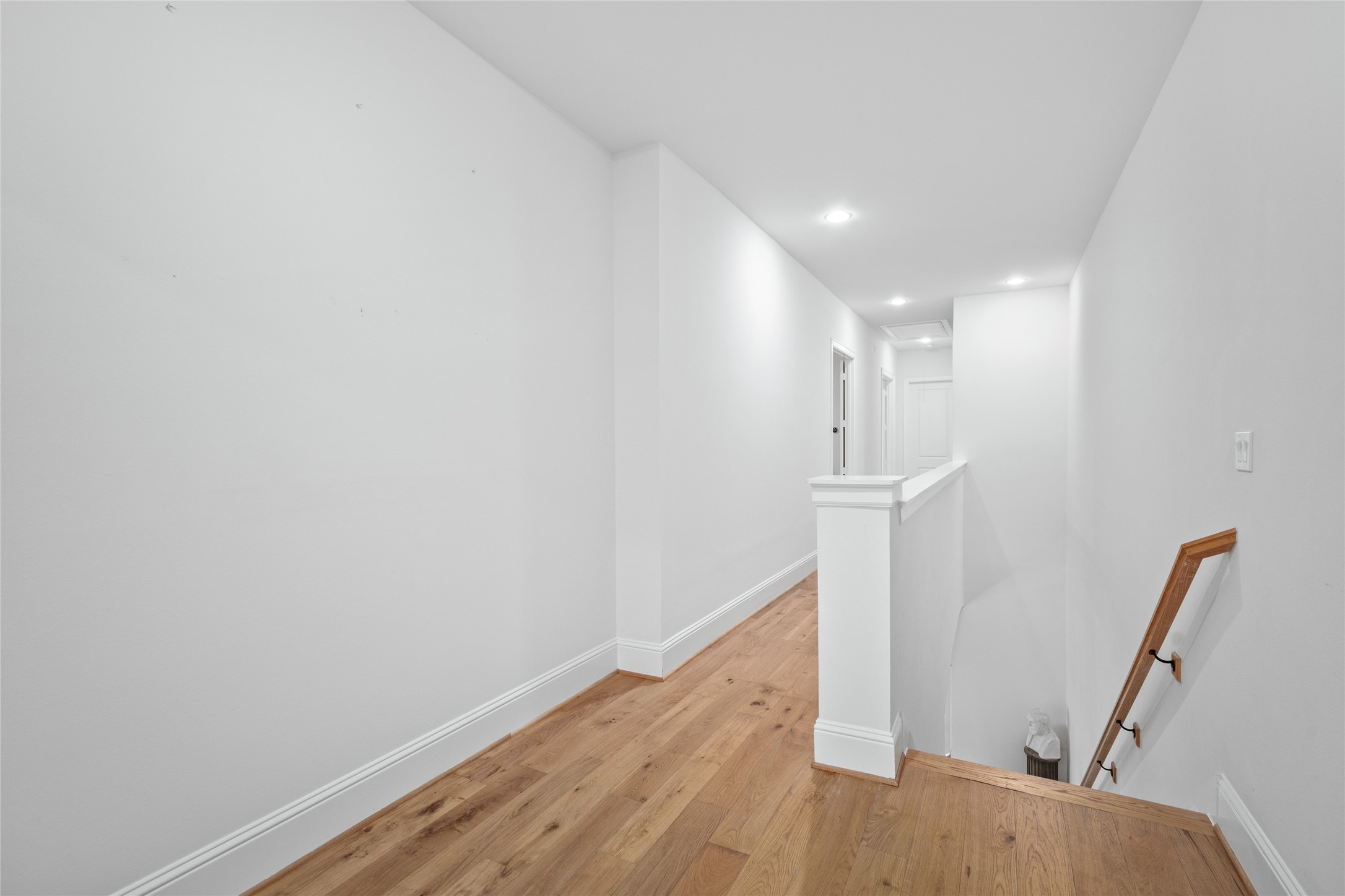 113 E 26th Street A Property Photo 20