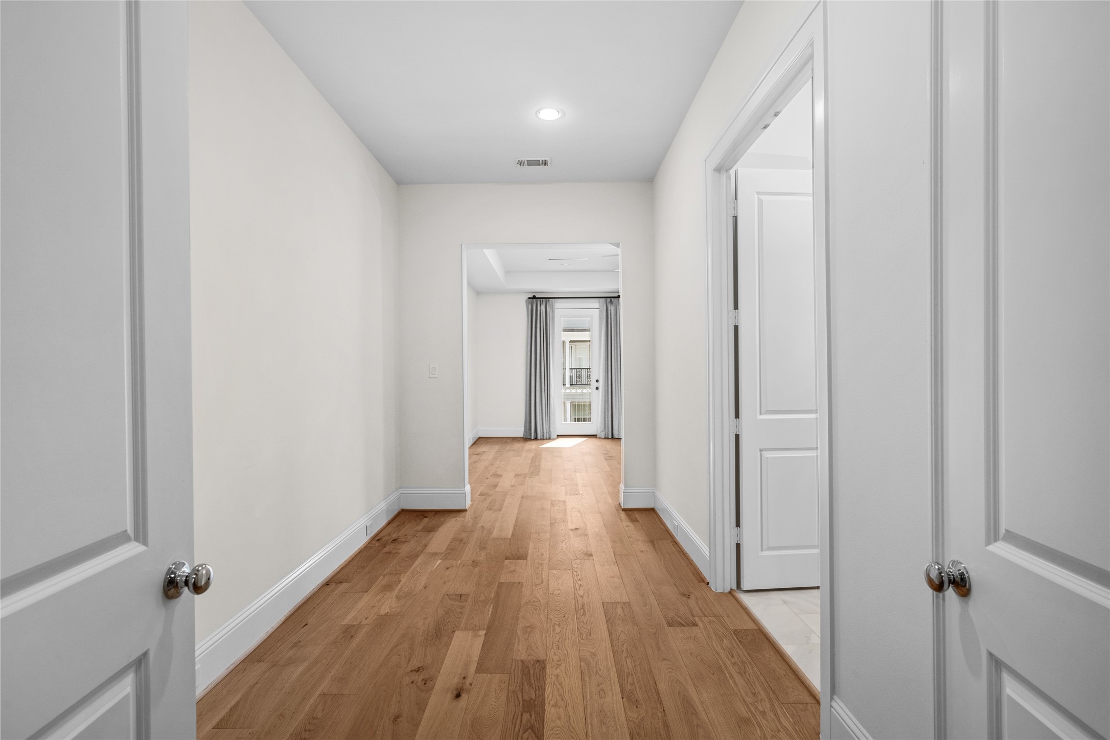 113 E 26th Street A Property Photo 22