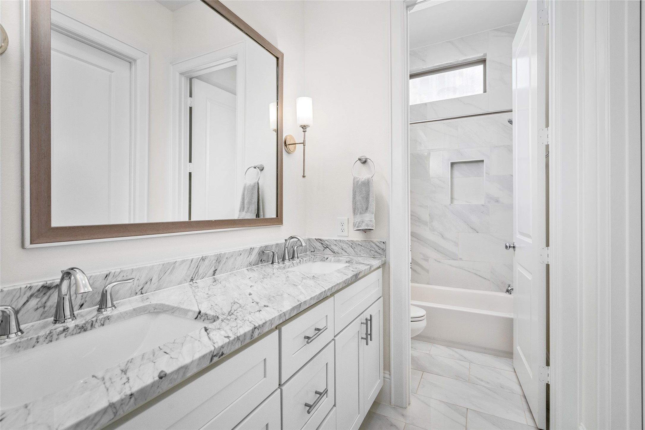 113 E 26th Street A Property Photo 30