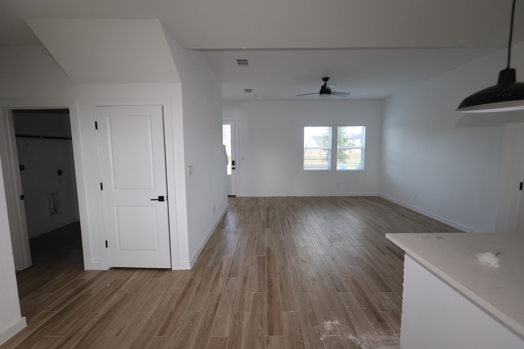 7834 Jade Crest Drive Property Photo 6