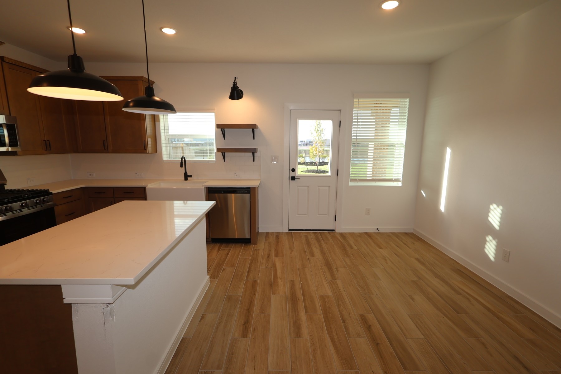7834 Jade Crest Drive Property Photo 6
