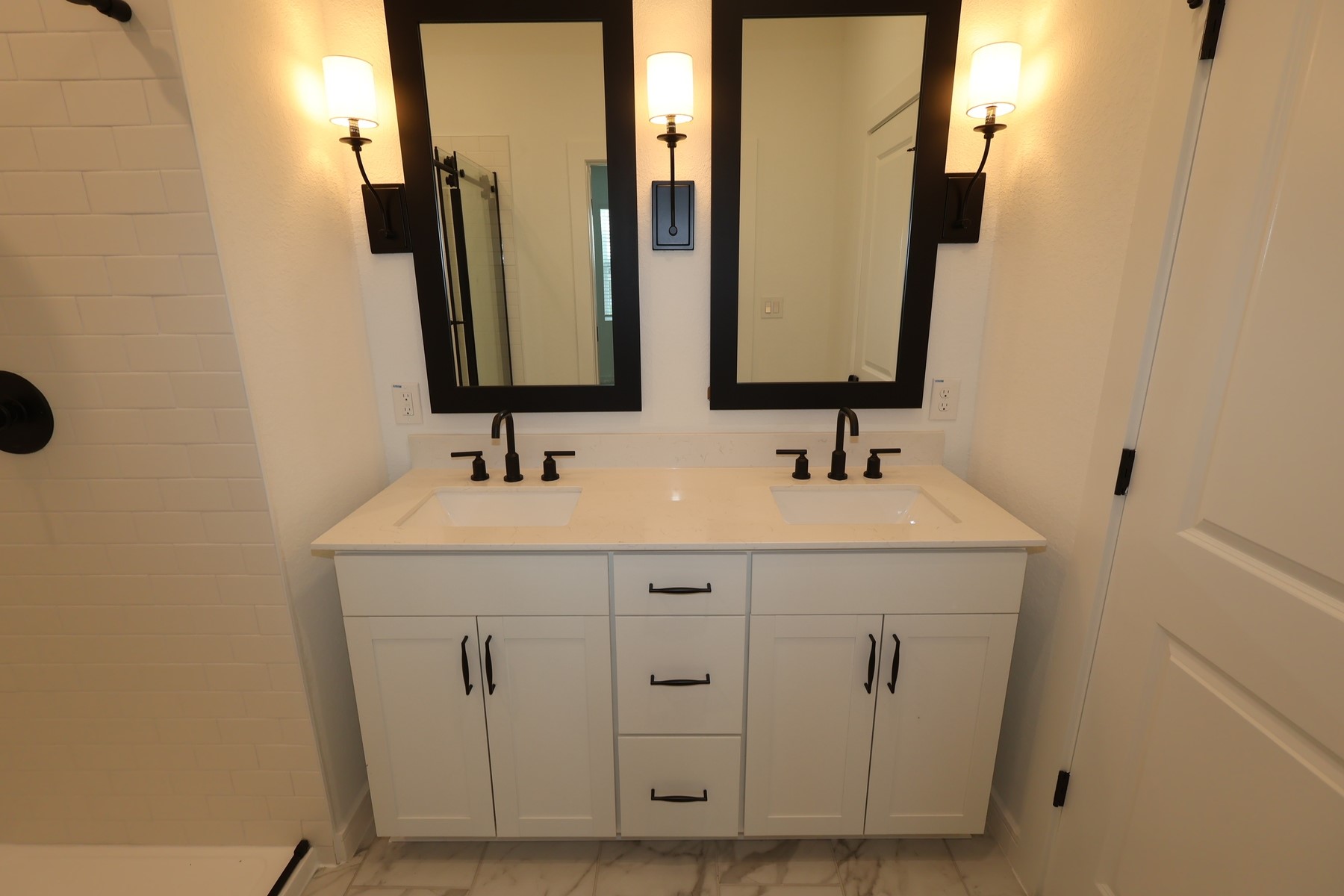 7834 Jade Crest Drive Property Photo 8