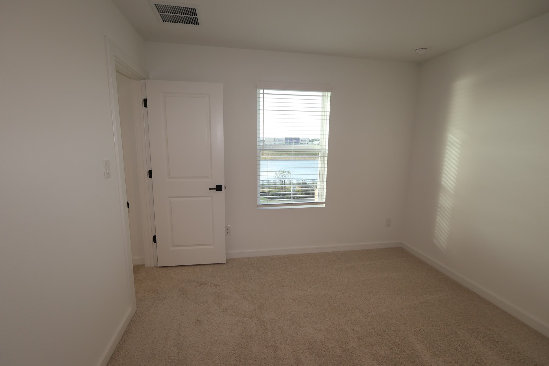 7834 Jade Crest Drive Property Photo 10