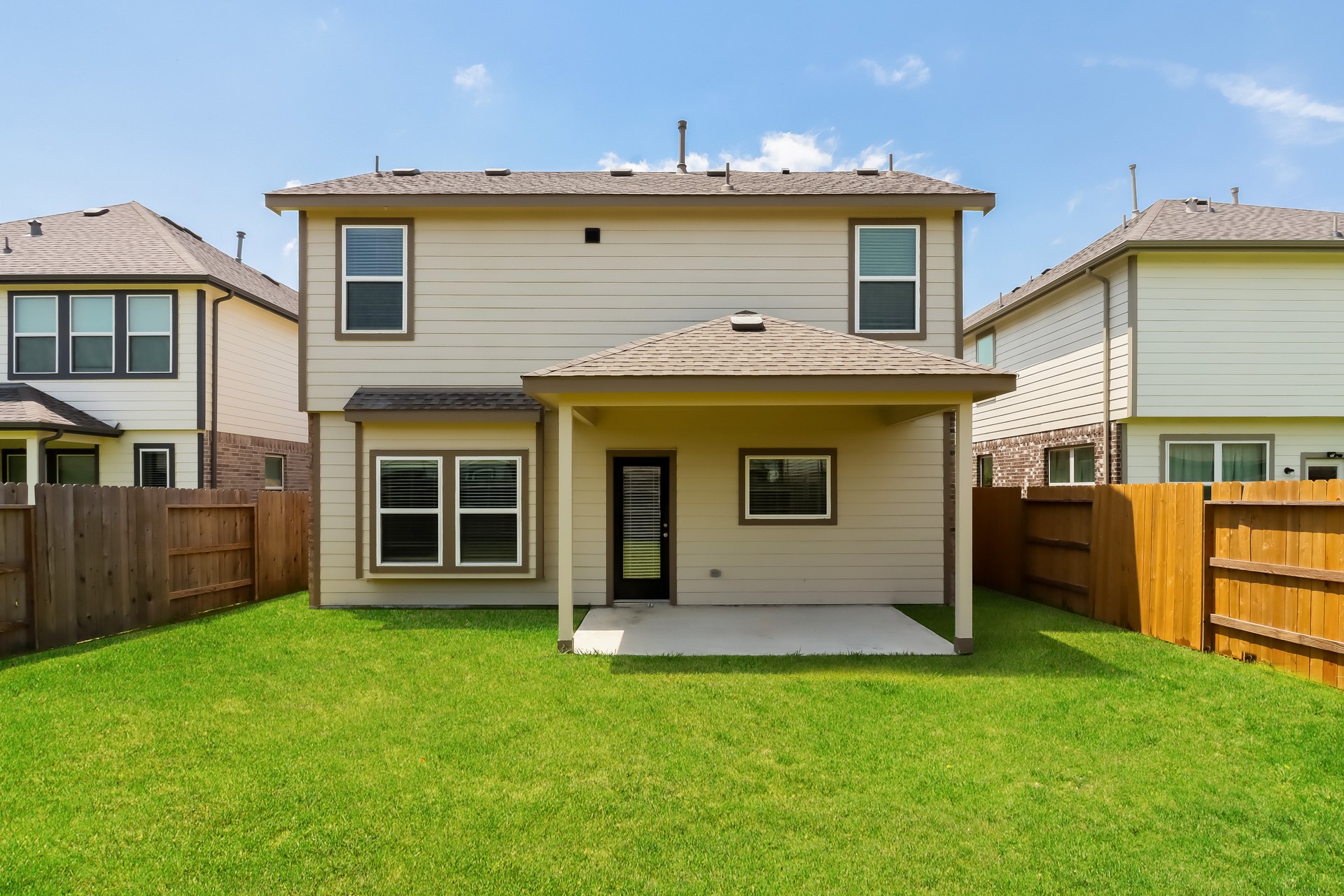 15418 Formaston Drive Property Photo 14