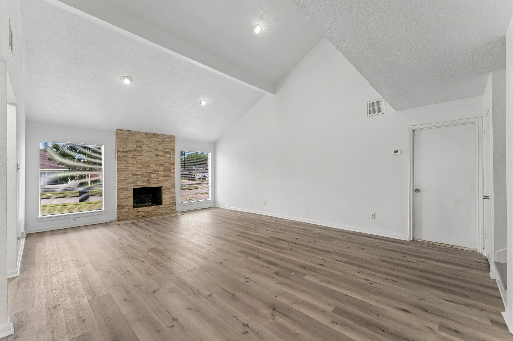 10803 Sageriver Drive Property Photo 12