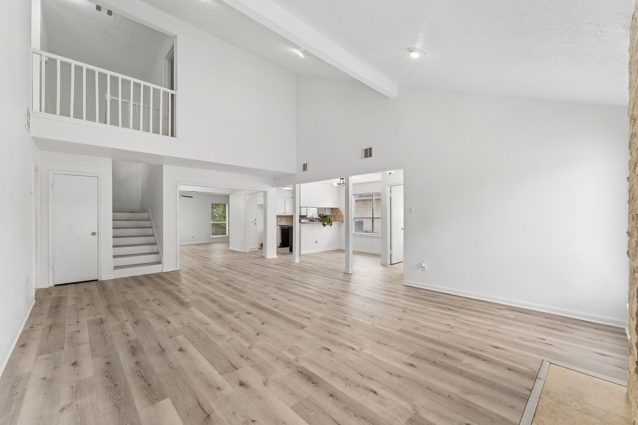 10803 Sageriver Drive Property Photo 18