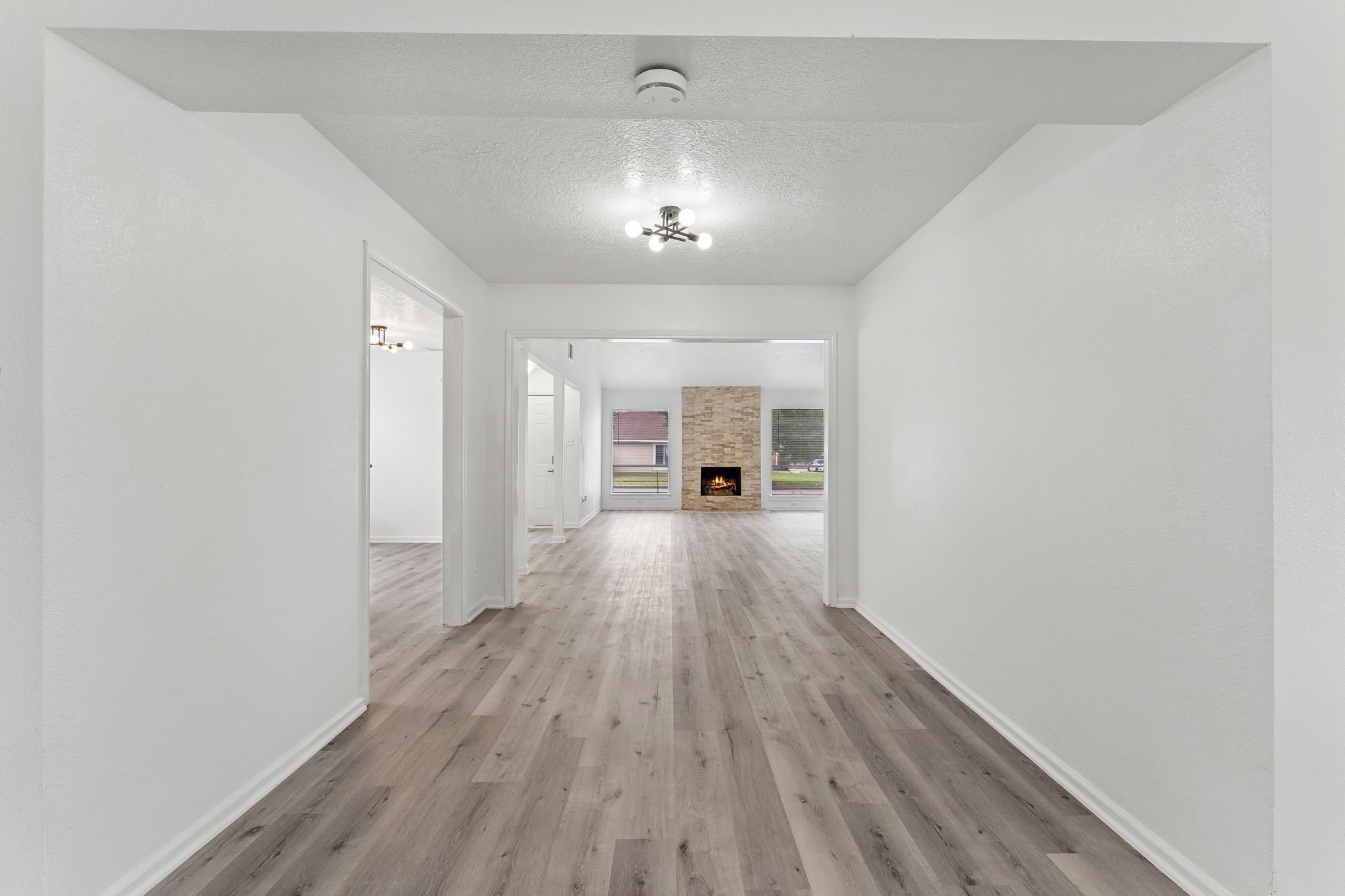 10803 Sageriver Drive Property Photo 23