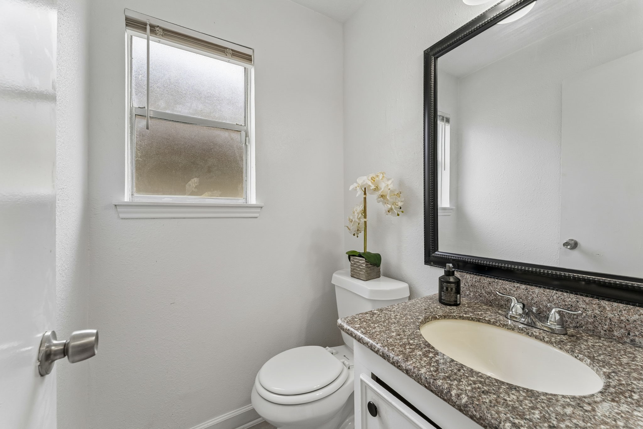 10803 Sageriver Drive Property Photo 26