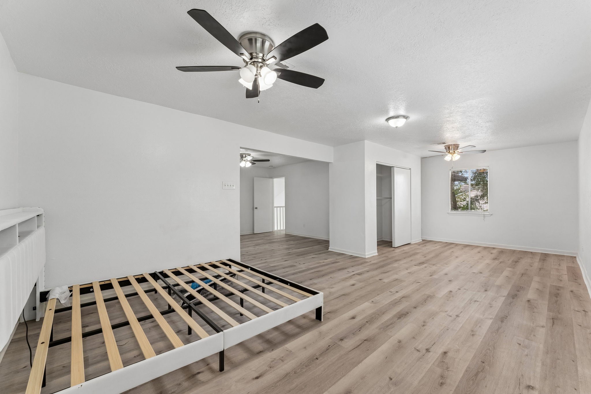 10803 Sageriver Drive Property Photo 37