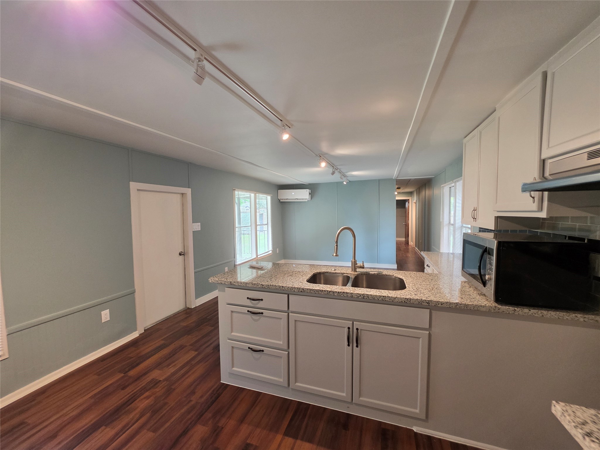 6426 W Bend Street Property Photo 1
