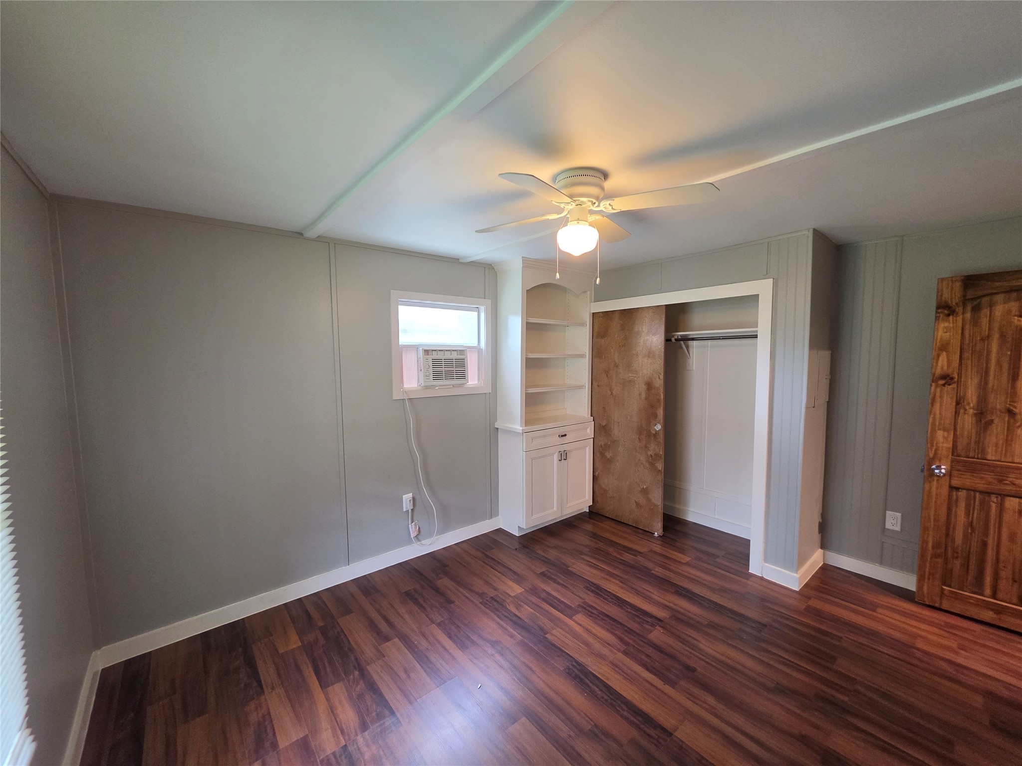6426 W Bend Street Property Photo 11