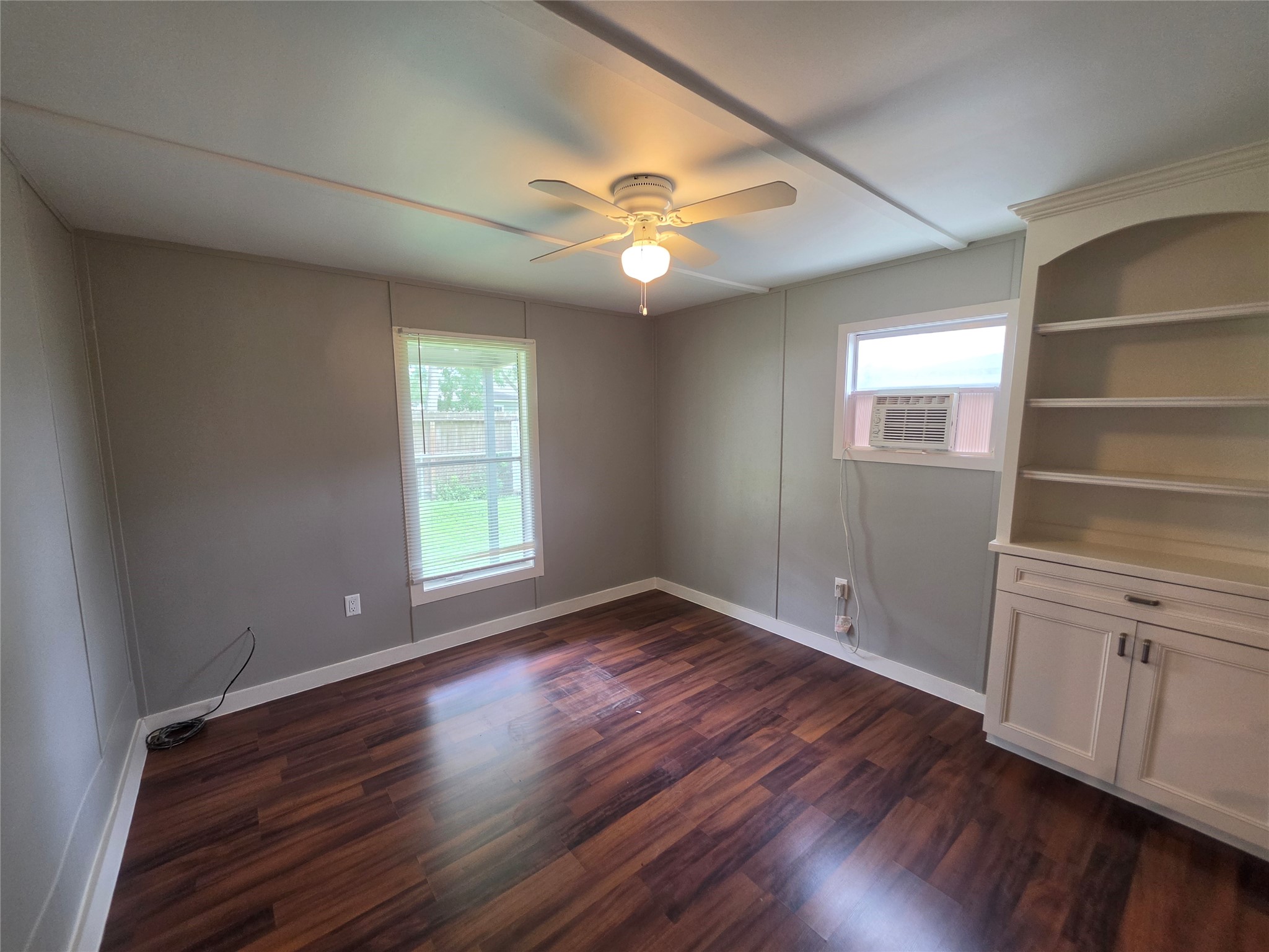 6426 W Bend Street Property Photo 12