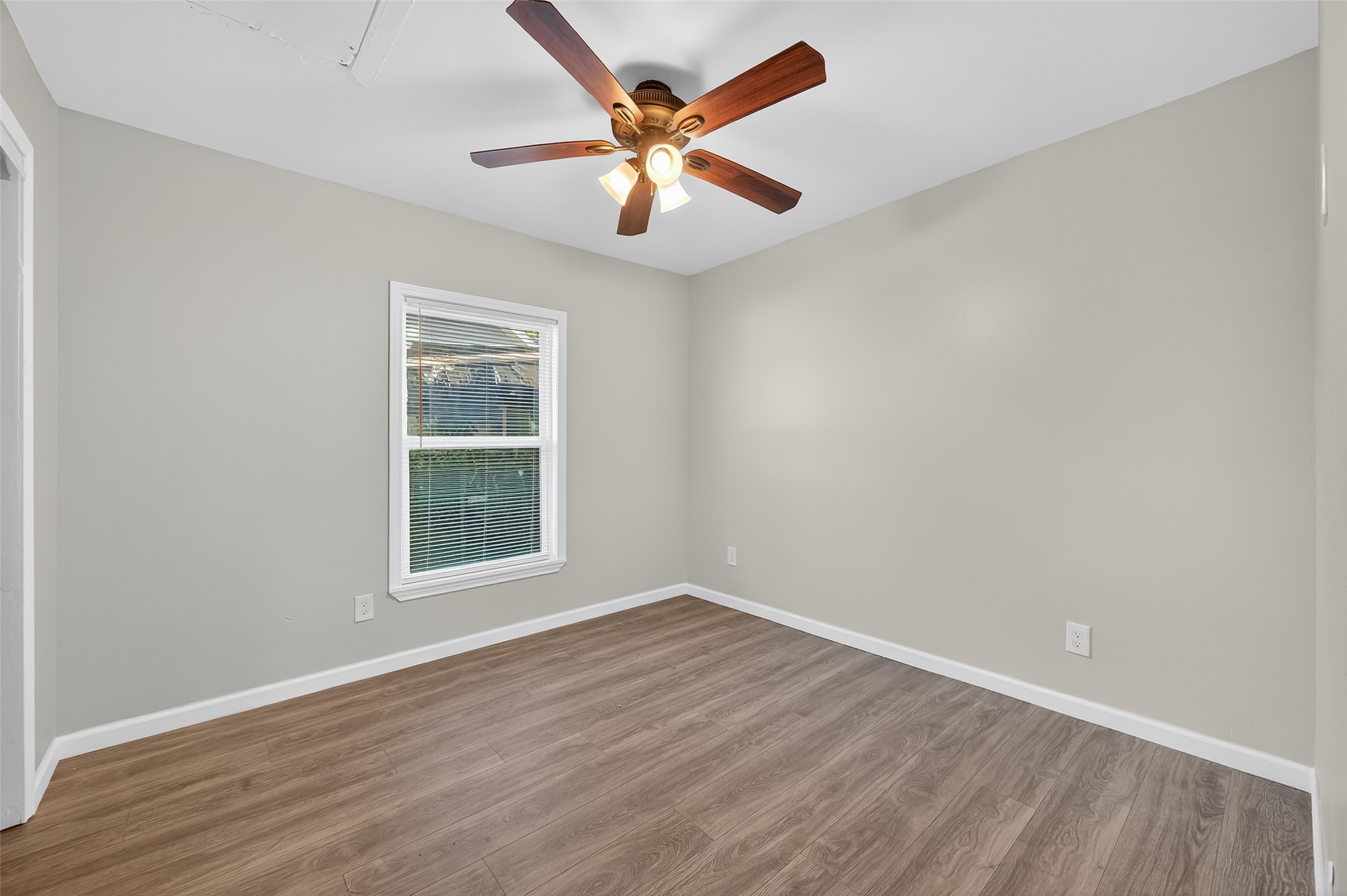 414 Marie Street Property Photo 32