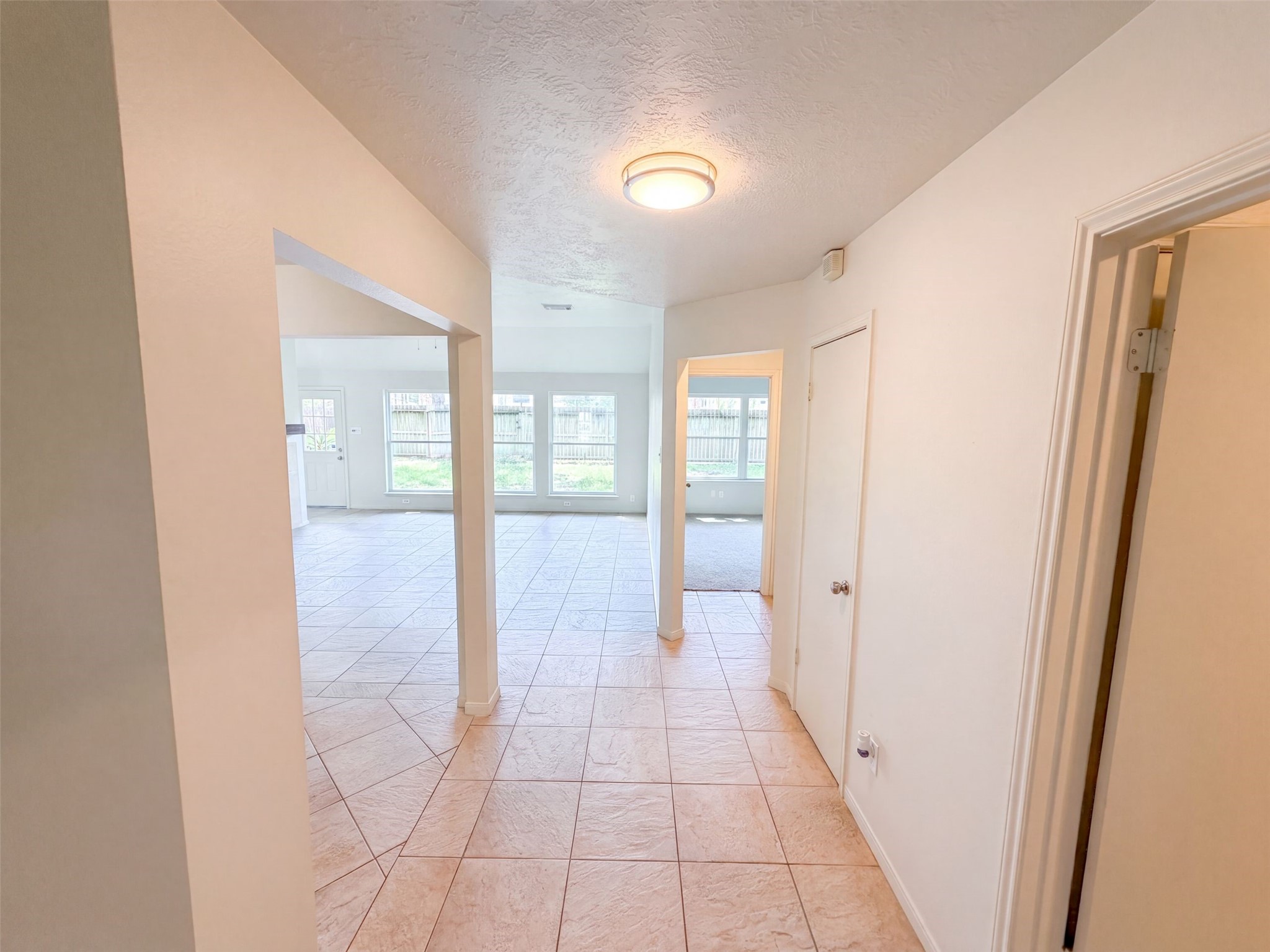18614 Twigsworth Lane Property Photo 9