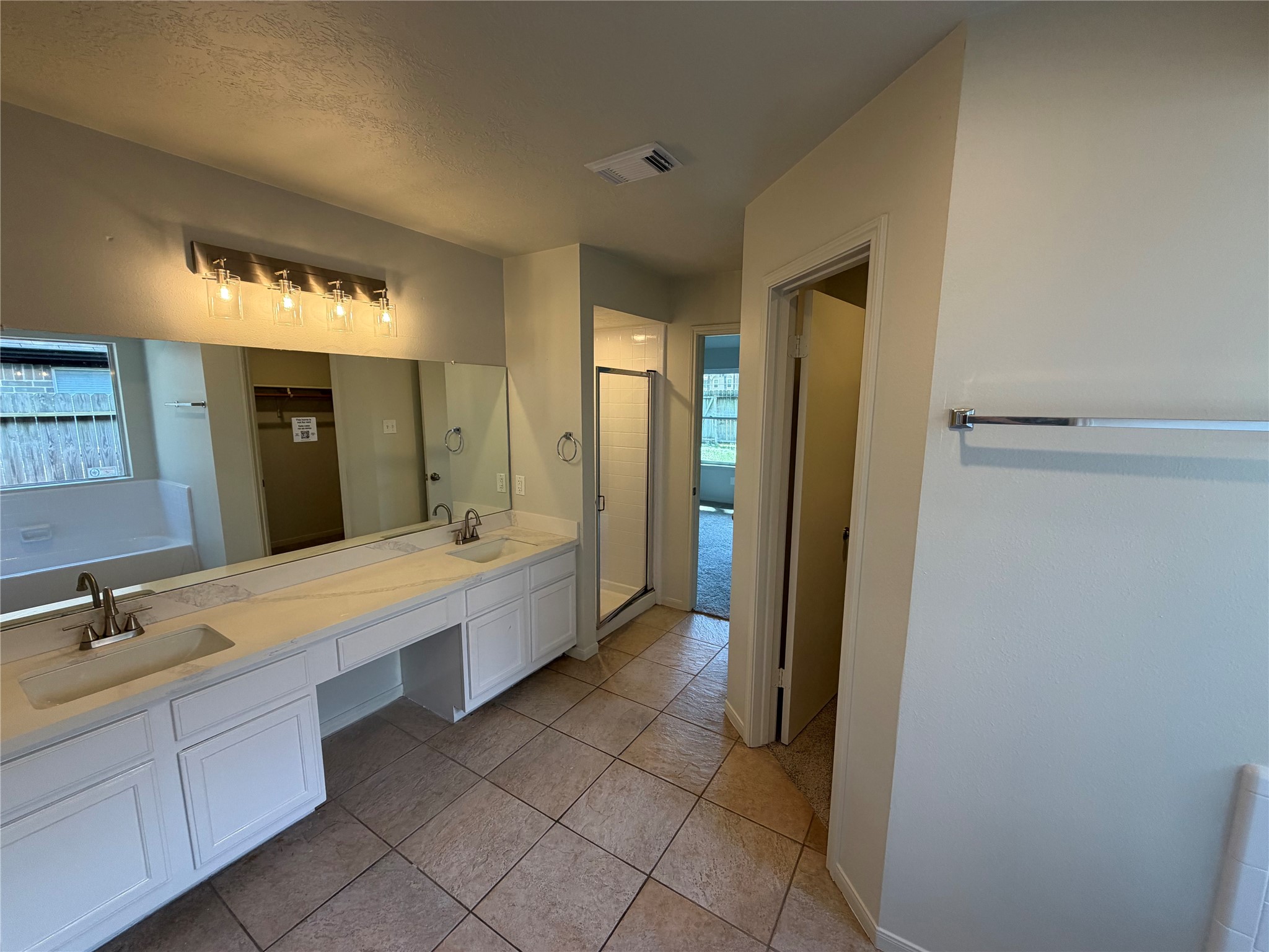 18614 Twigsworth Lane Property Photo 12
