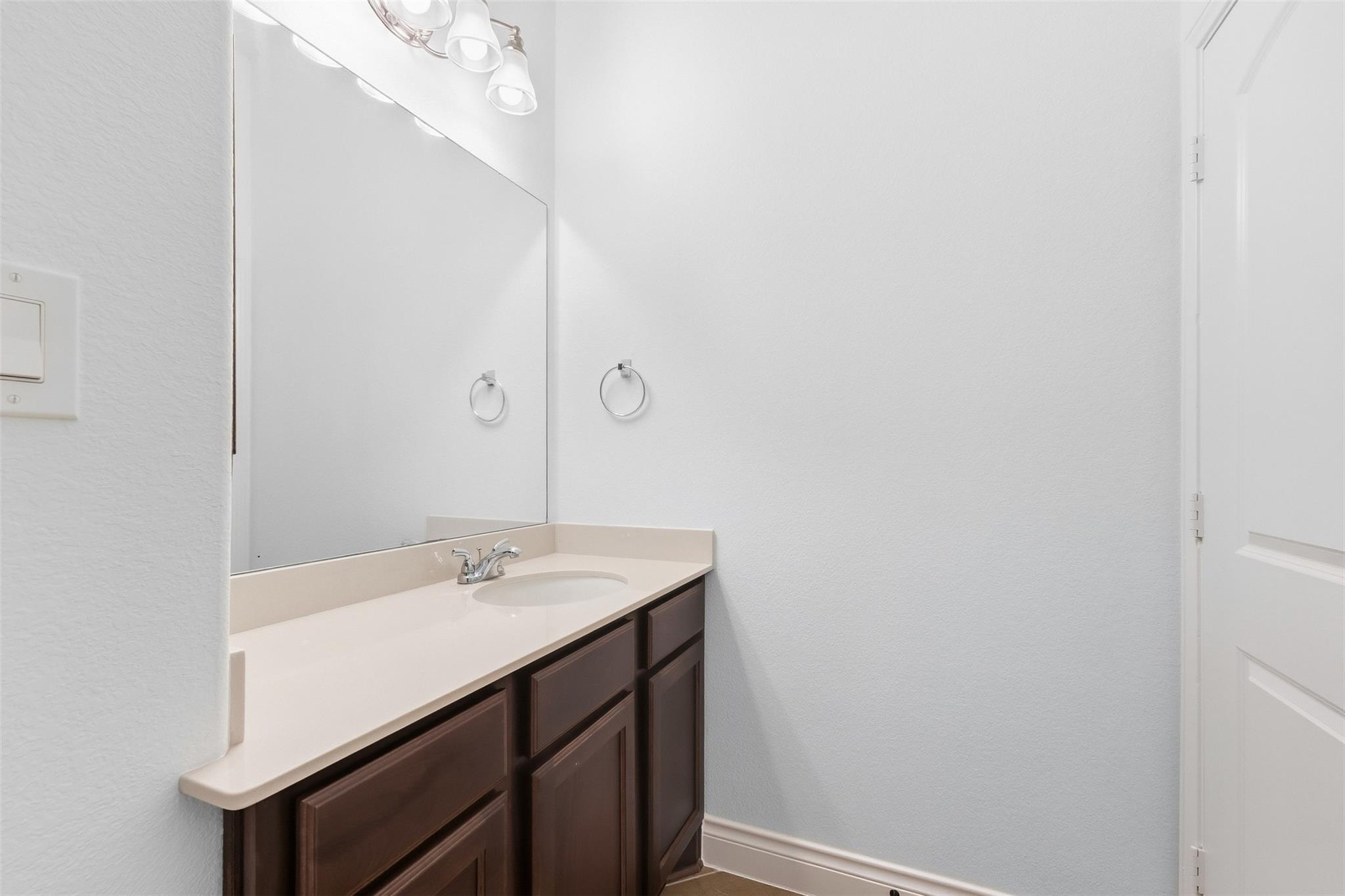 2405 Barton Shores Drive Property Photo 27