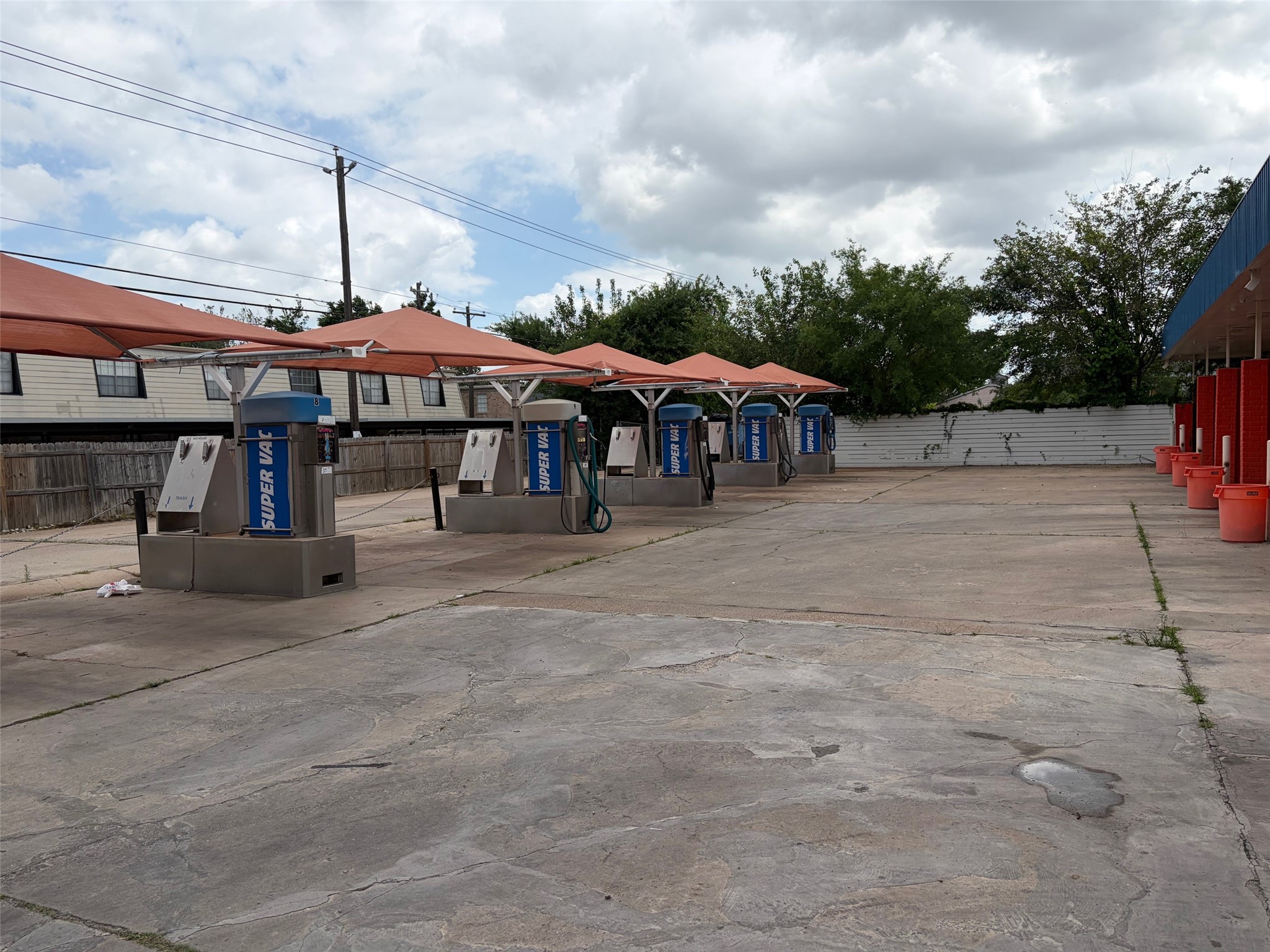 6505 Del Monte Drive Property Photo 9