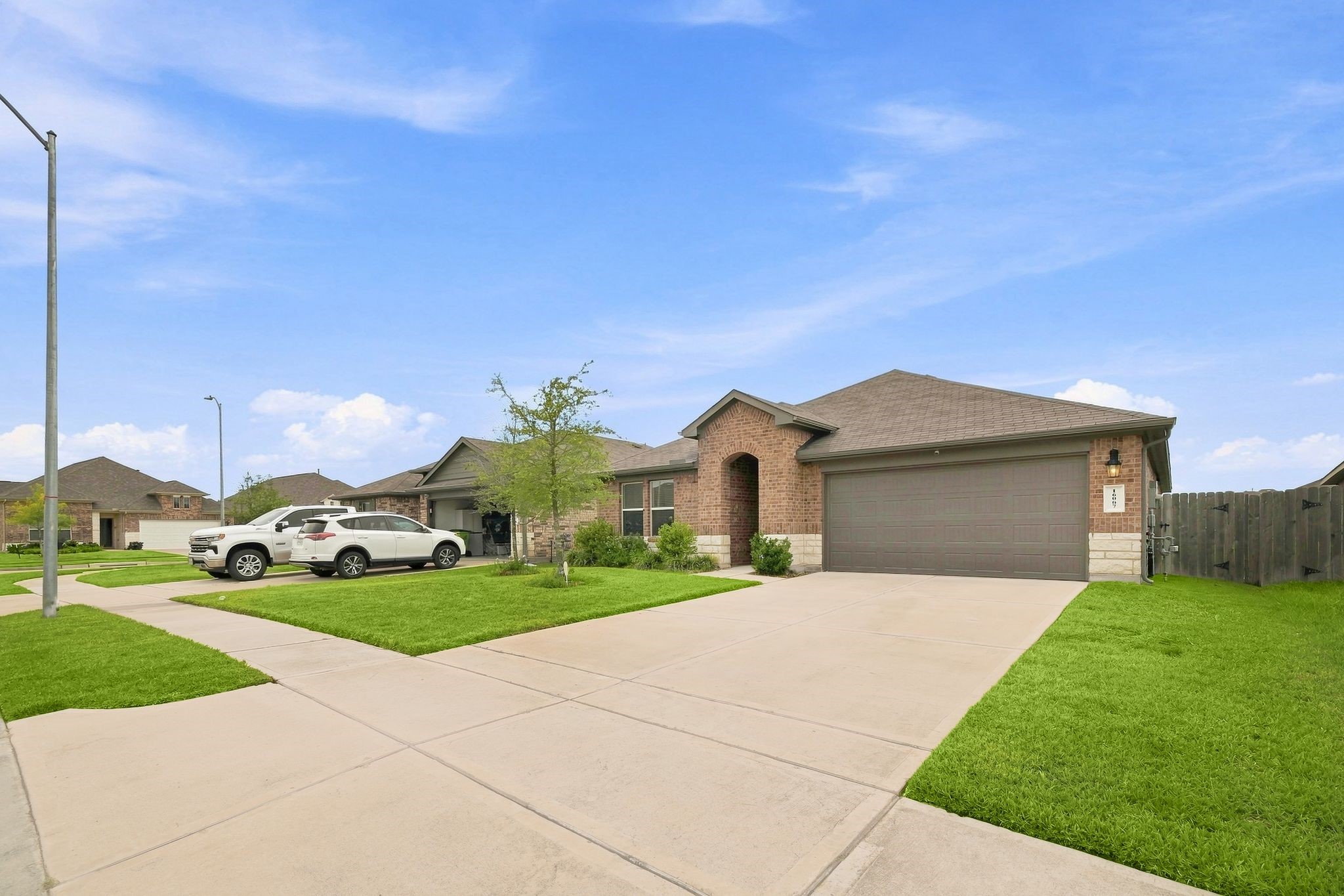 16007 Mersmann Ridge Lane Property Photo 3