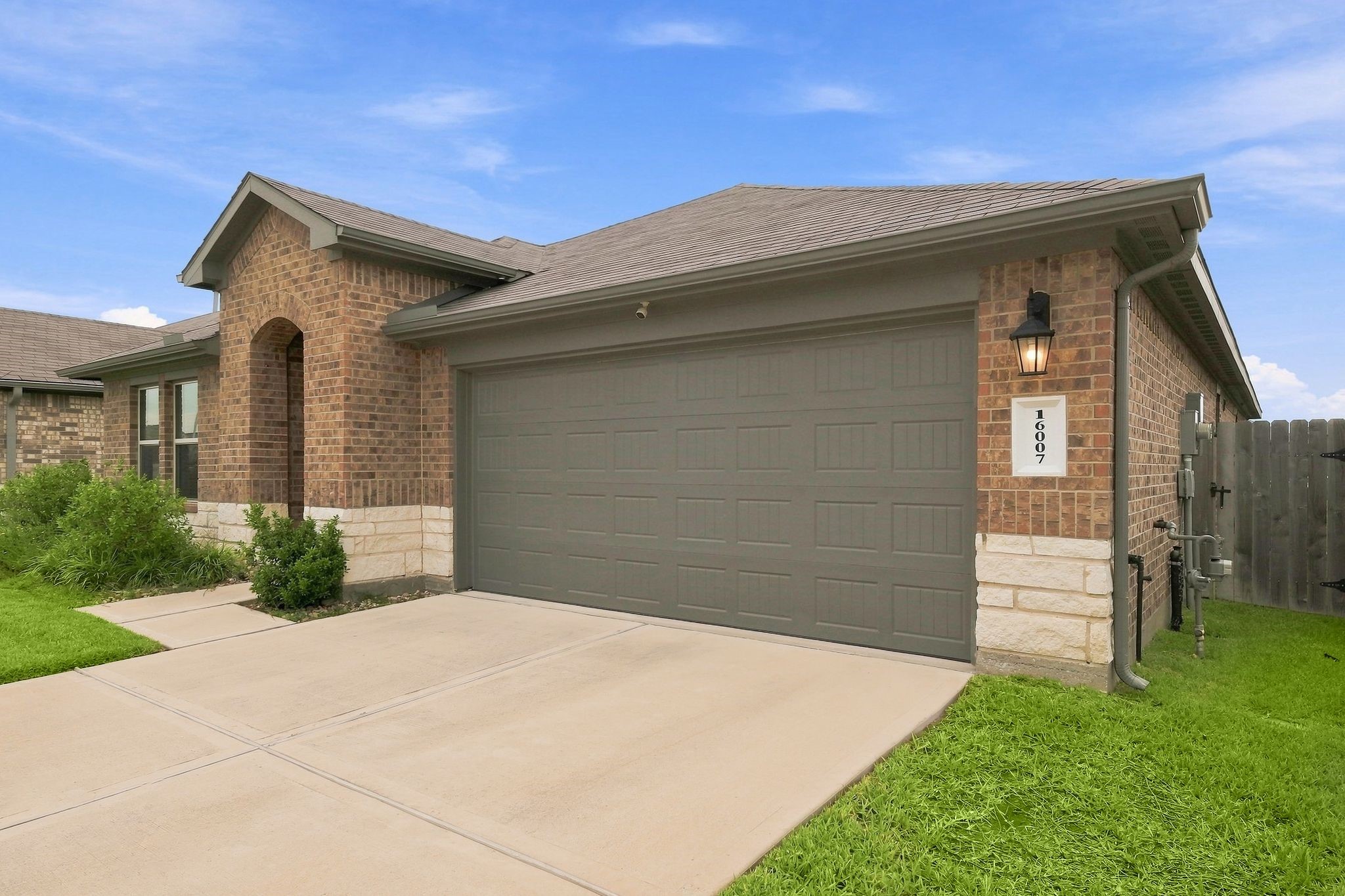 16007 Mersmann Ridge Lane Property Photo 5