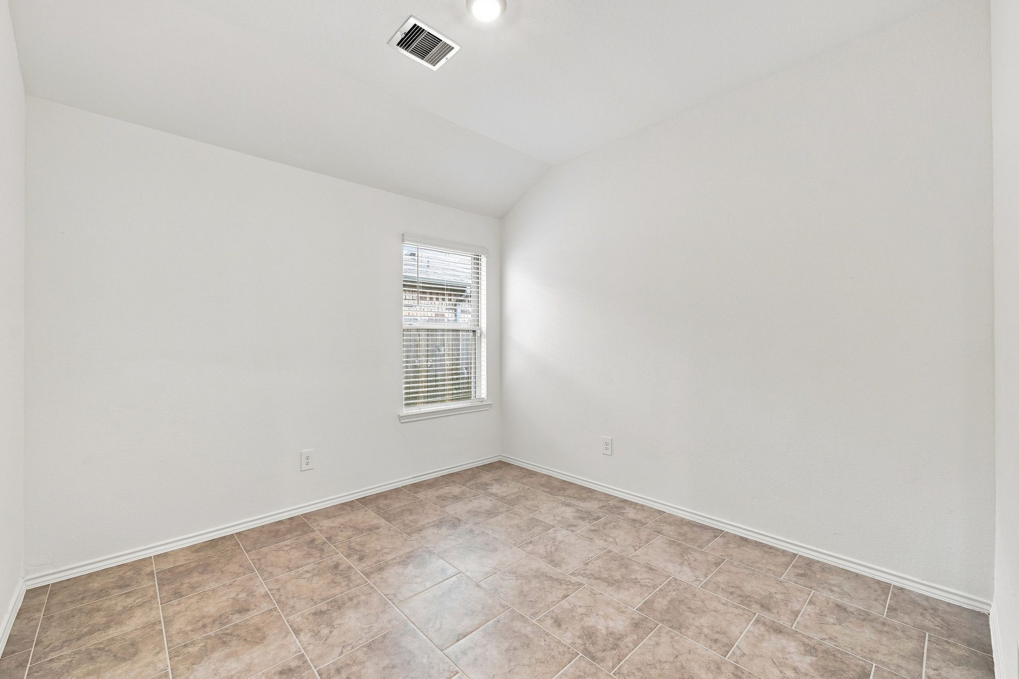 16007 Mersmann Ridge Lane Property Photo 12