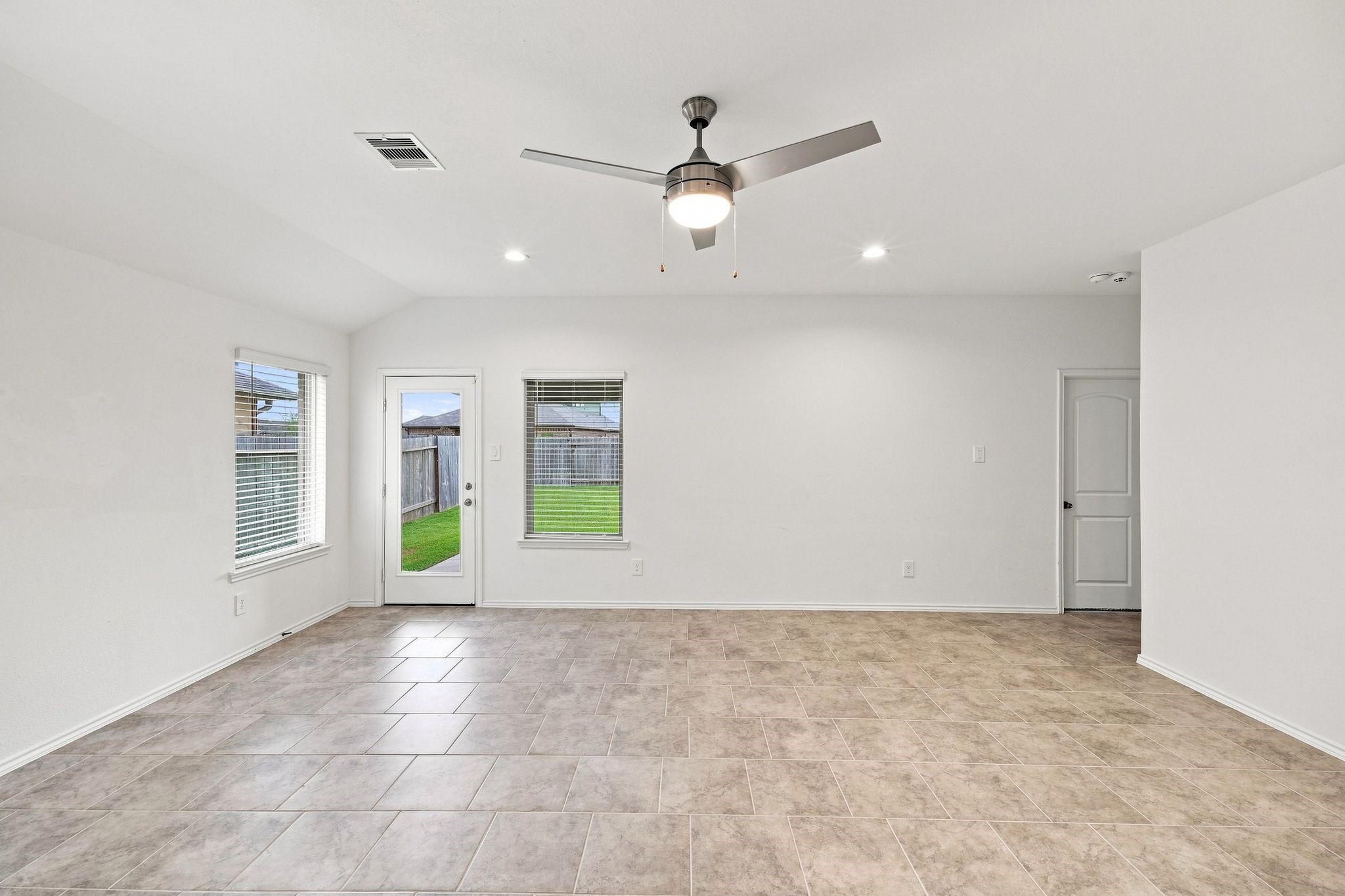 16007 Mersmann Ridge Lane Property Photo 19