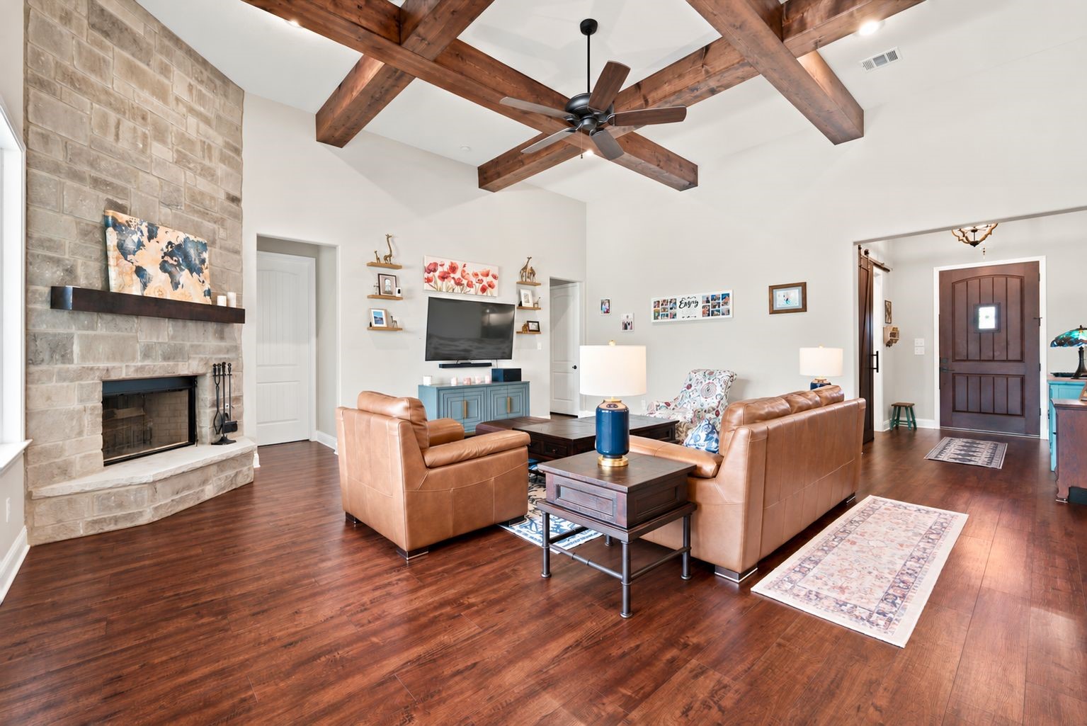 5901 Rain Meadow Drive Property Photo 3