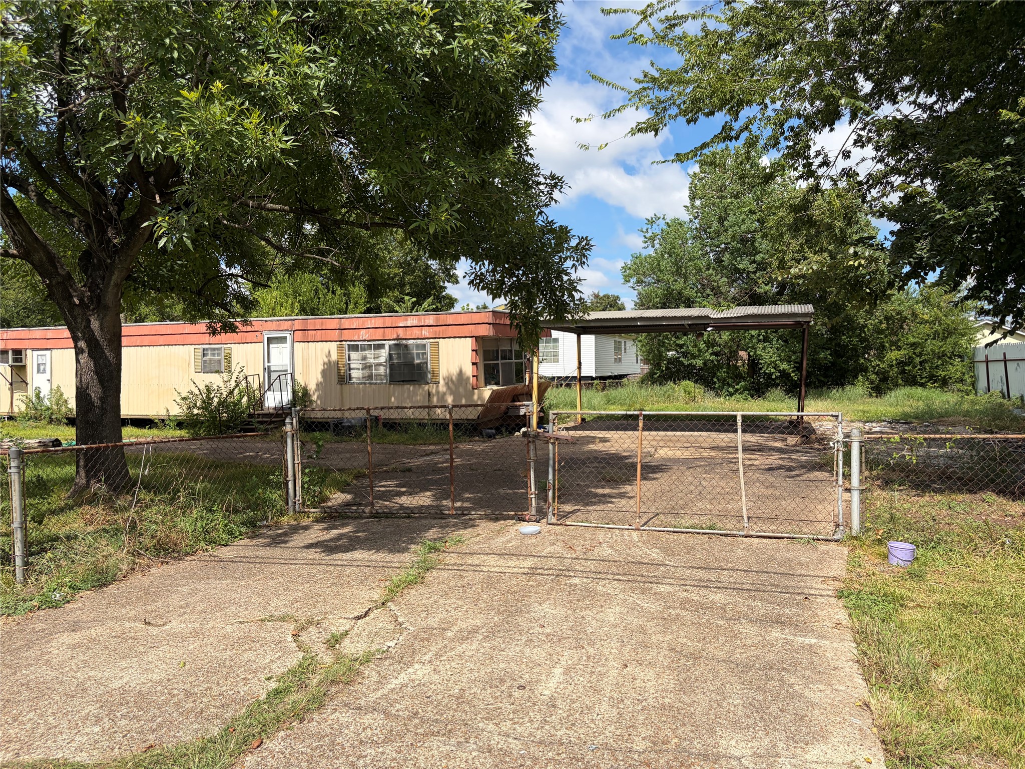 14335 Mcnair Street Property Photo 4