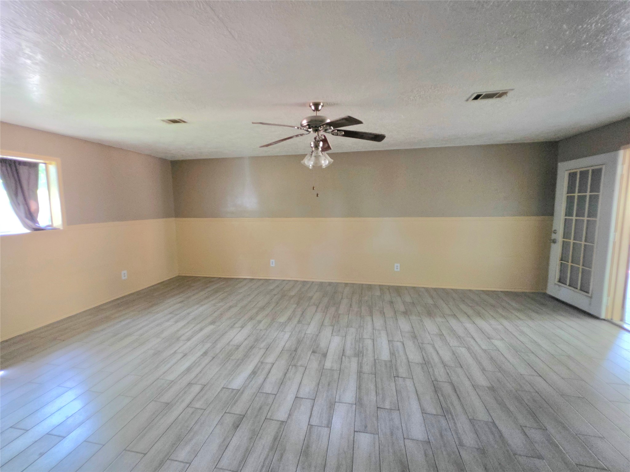 17308 Valley Lane Property Photo 8