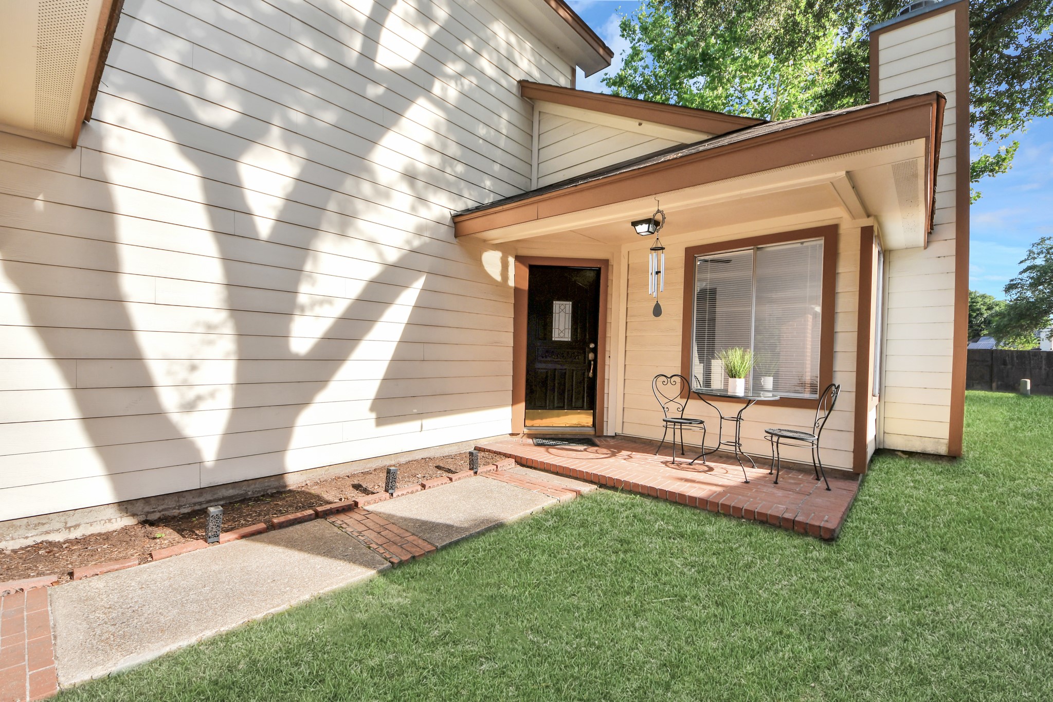 16114 Golden Sands Drive Property Photo 6