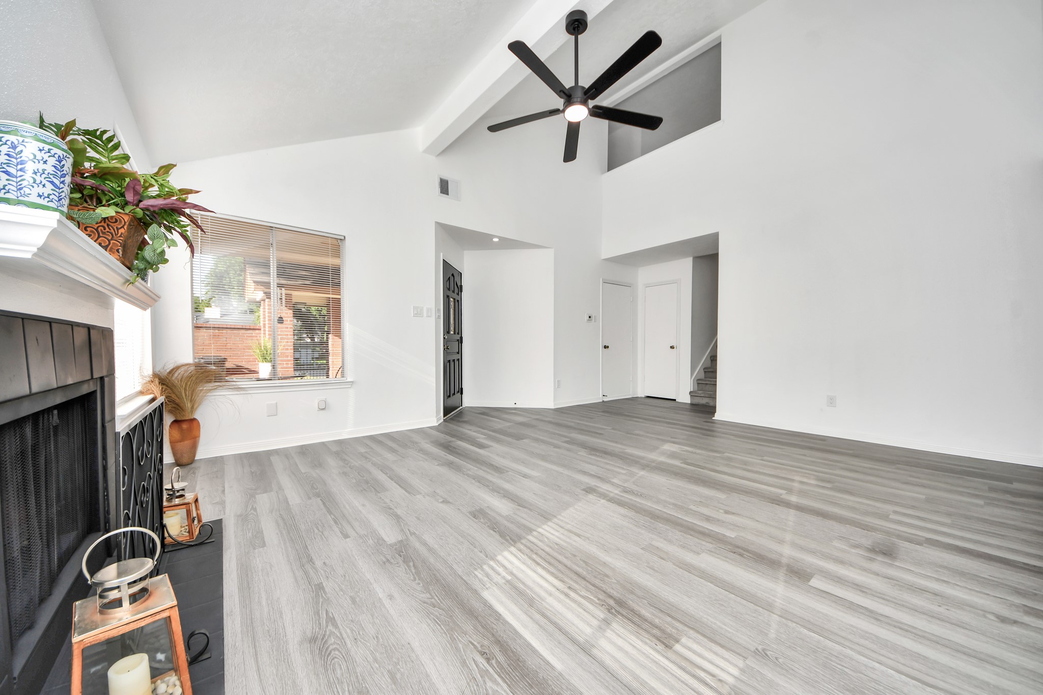 16114 Golden Sands Drive Property Photo 14