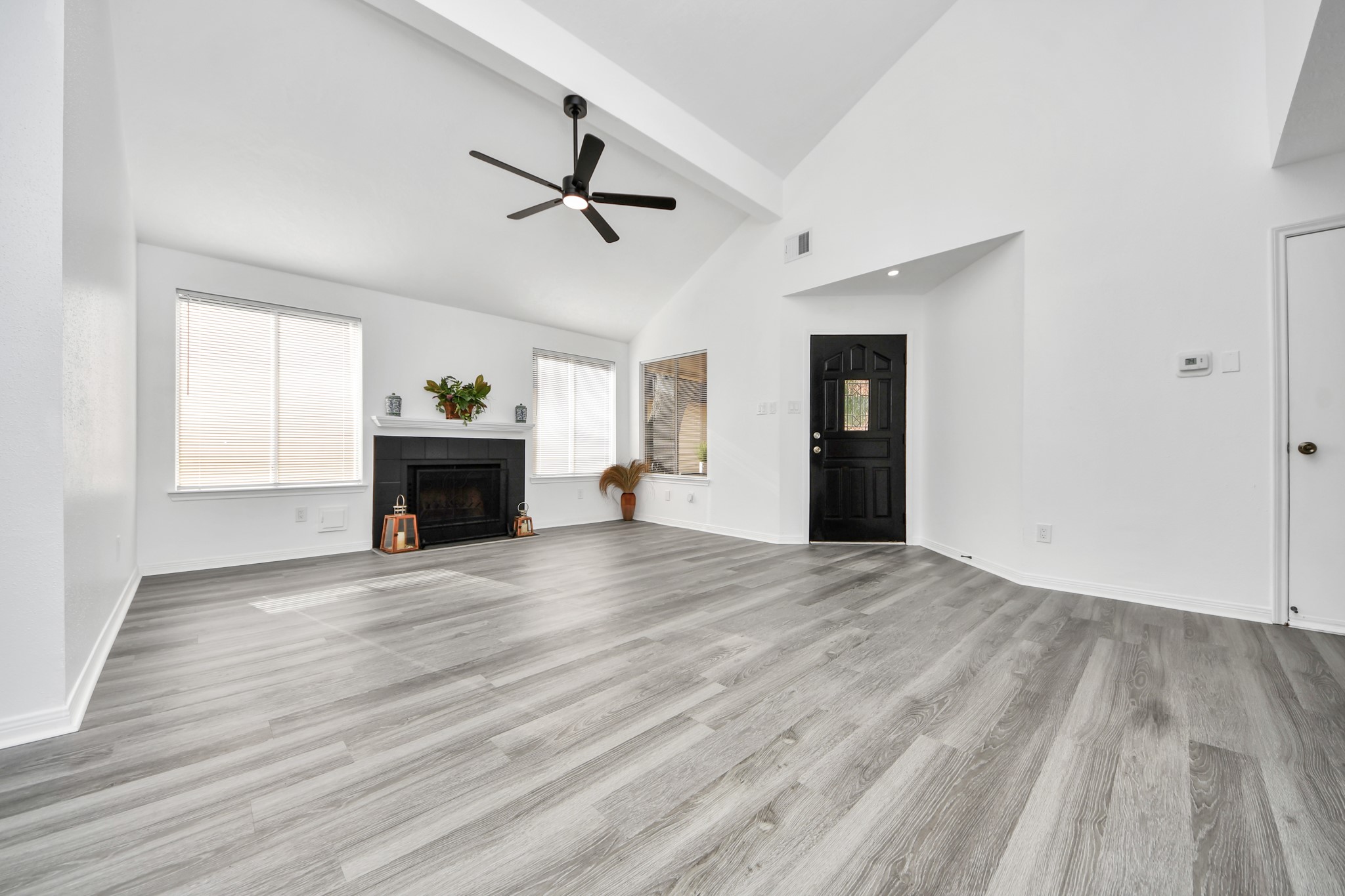 16114 Golden Sands Drive Property Photo 14