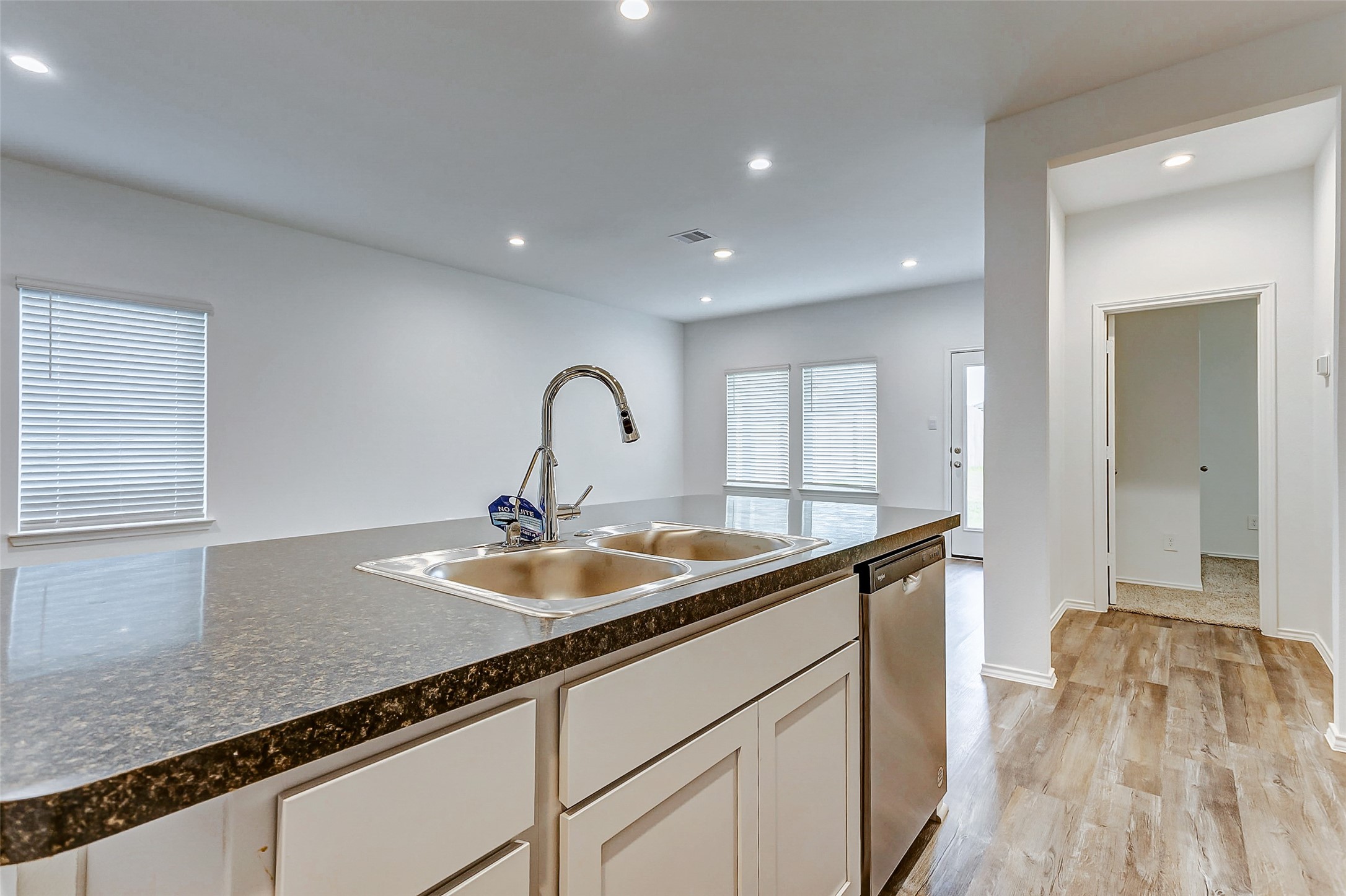 5626 Avalon Woods Drive Property Photo 12