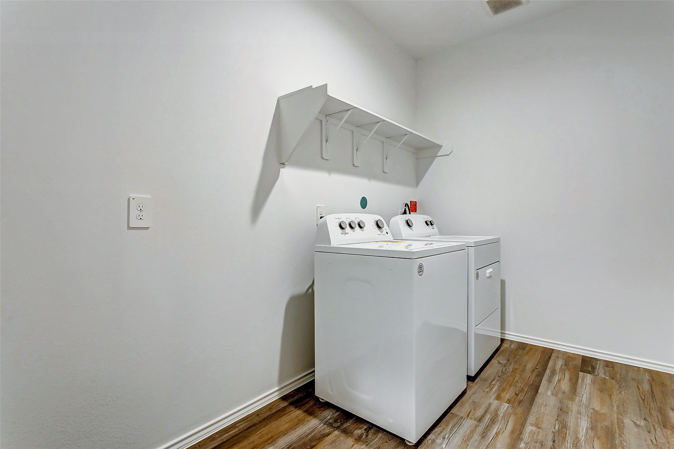 5626 Avalon Woods Drive Property Photo 13