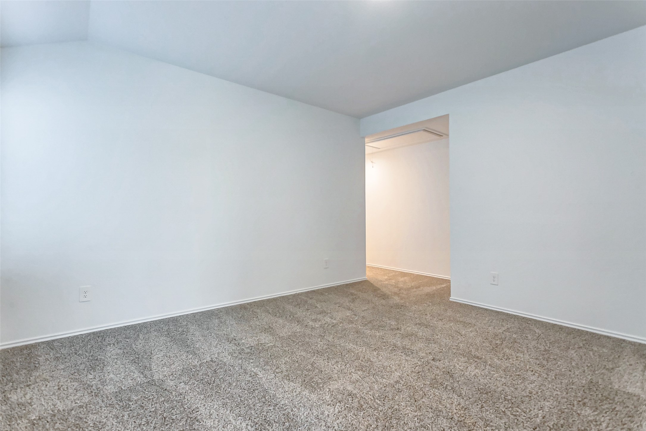 5626 Avalon Woods Drive Property Photo 18