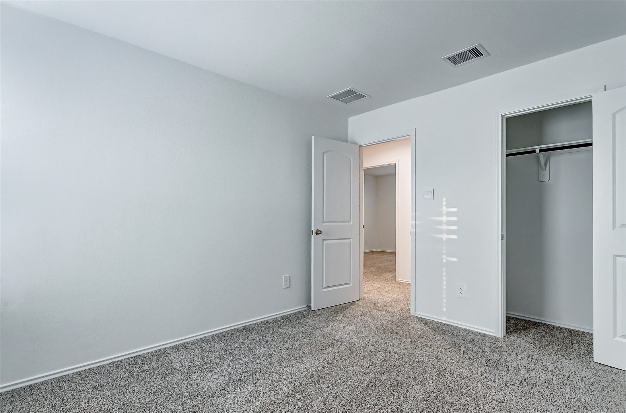 5626 Avalon Woods Drive Property Photo 24