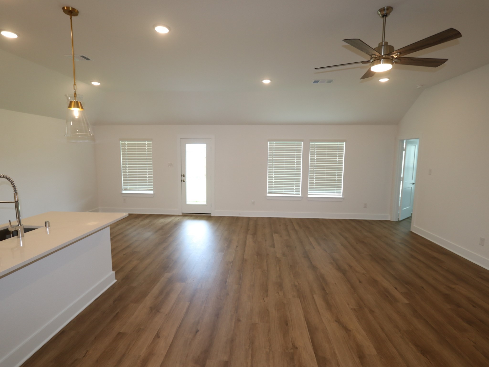 3011 Blue Abelia Street Property Photo 3