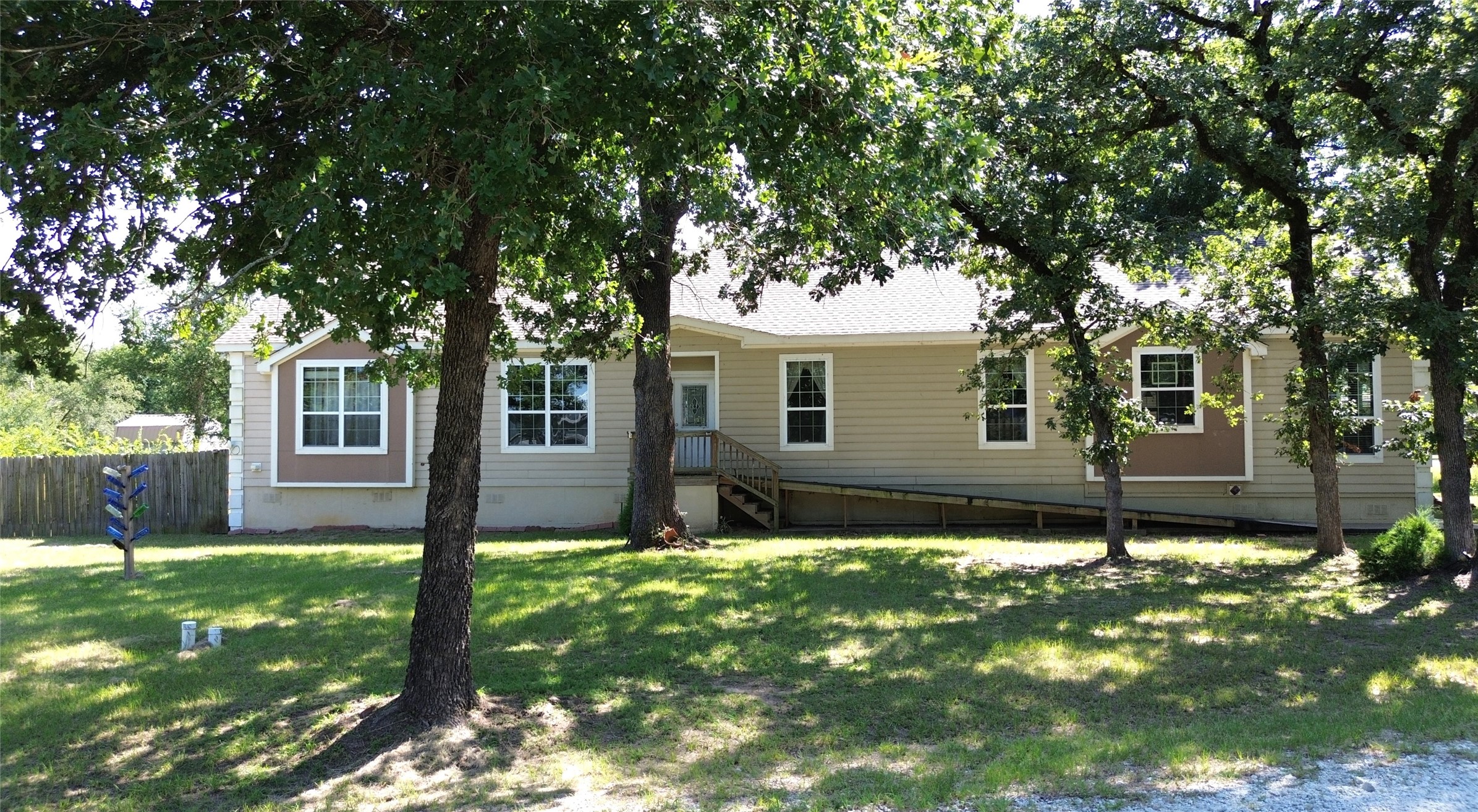 19989 Post Oak Loop Property Photo 1