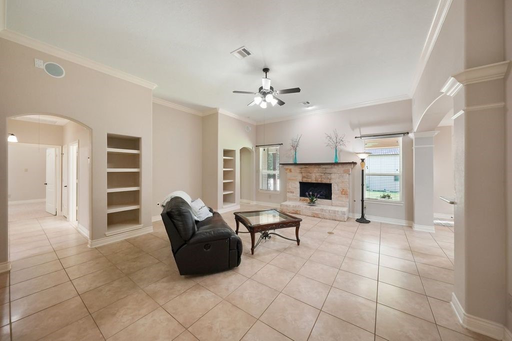 28235 Lazy Rock Drive Property Photo 8