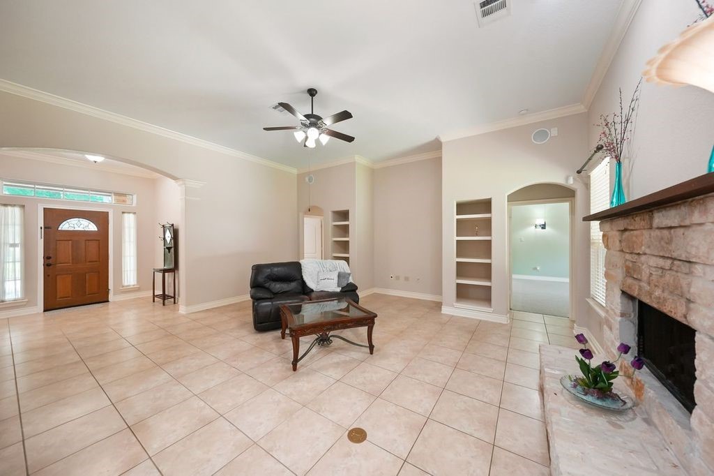 28235 Lazy Rock Drive Property Photo 9