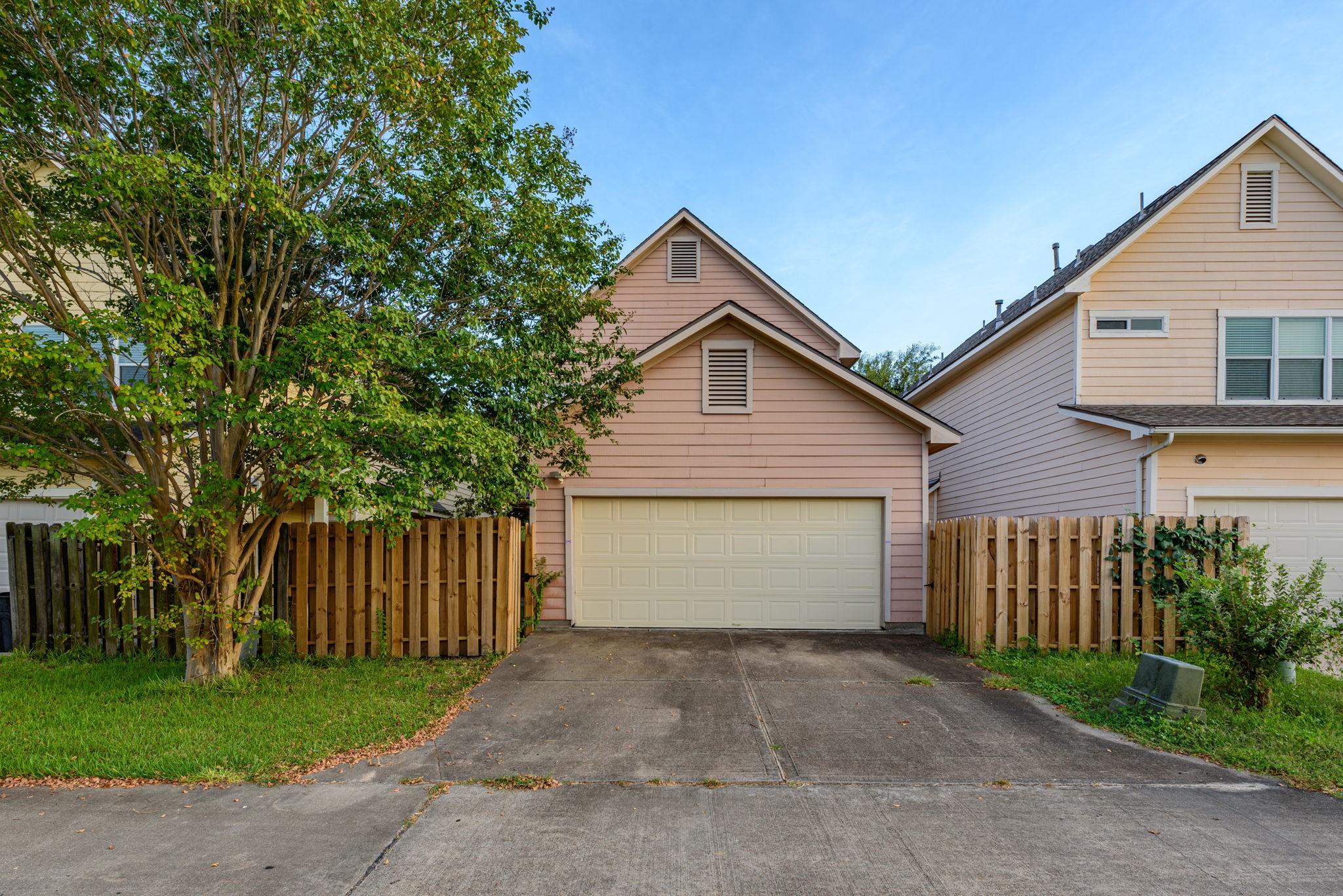 14334 Summer Garden Drive Property Photo 4
